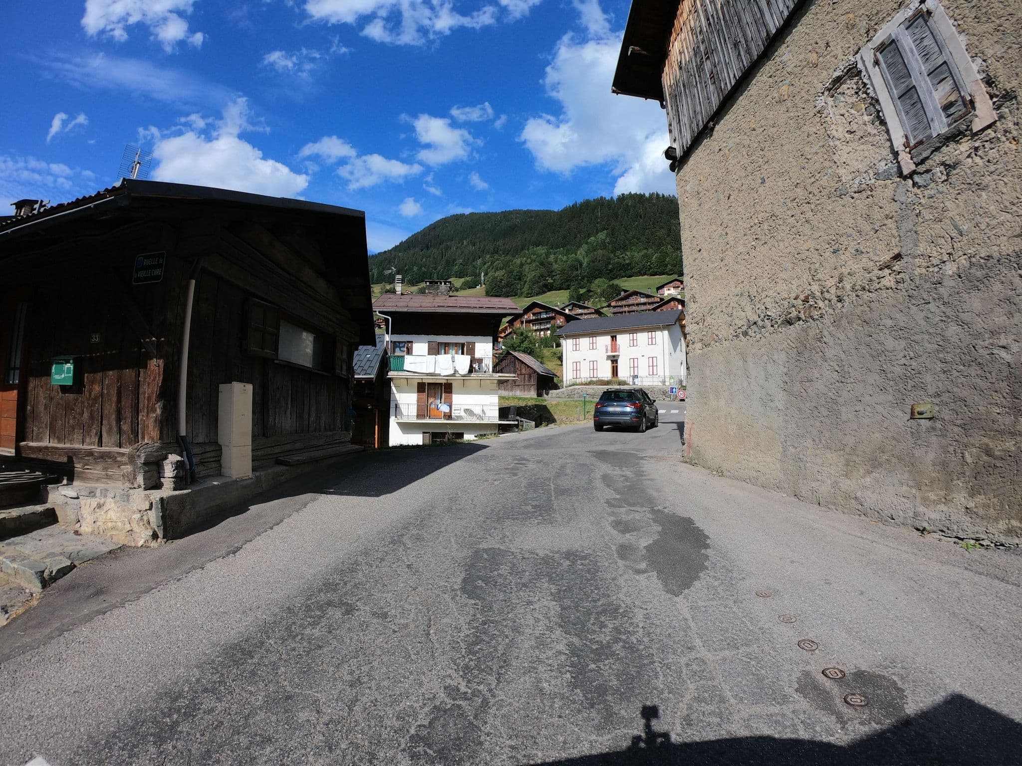 Street view near Hôtel Vialet, Beaufort — © joostjakob (CC BY-SA · Mapillary)