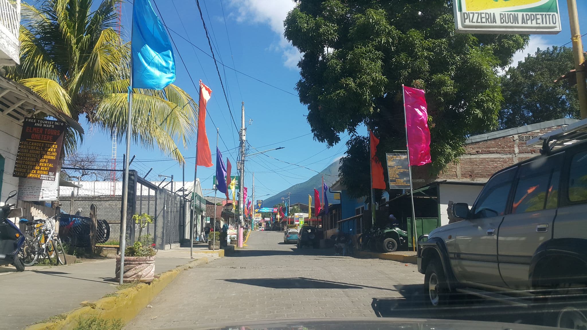 Street view near Ometepelt, Moyogalpa — © nadie (CC BY-SA · Mapillary)