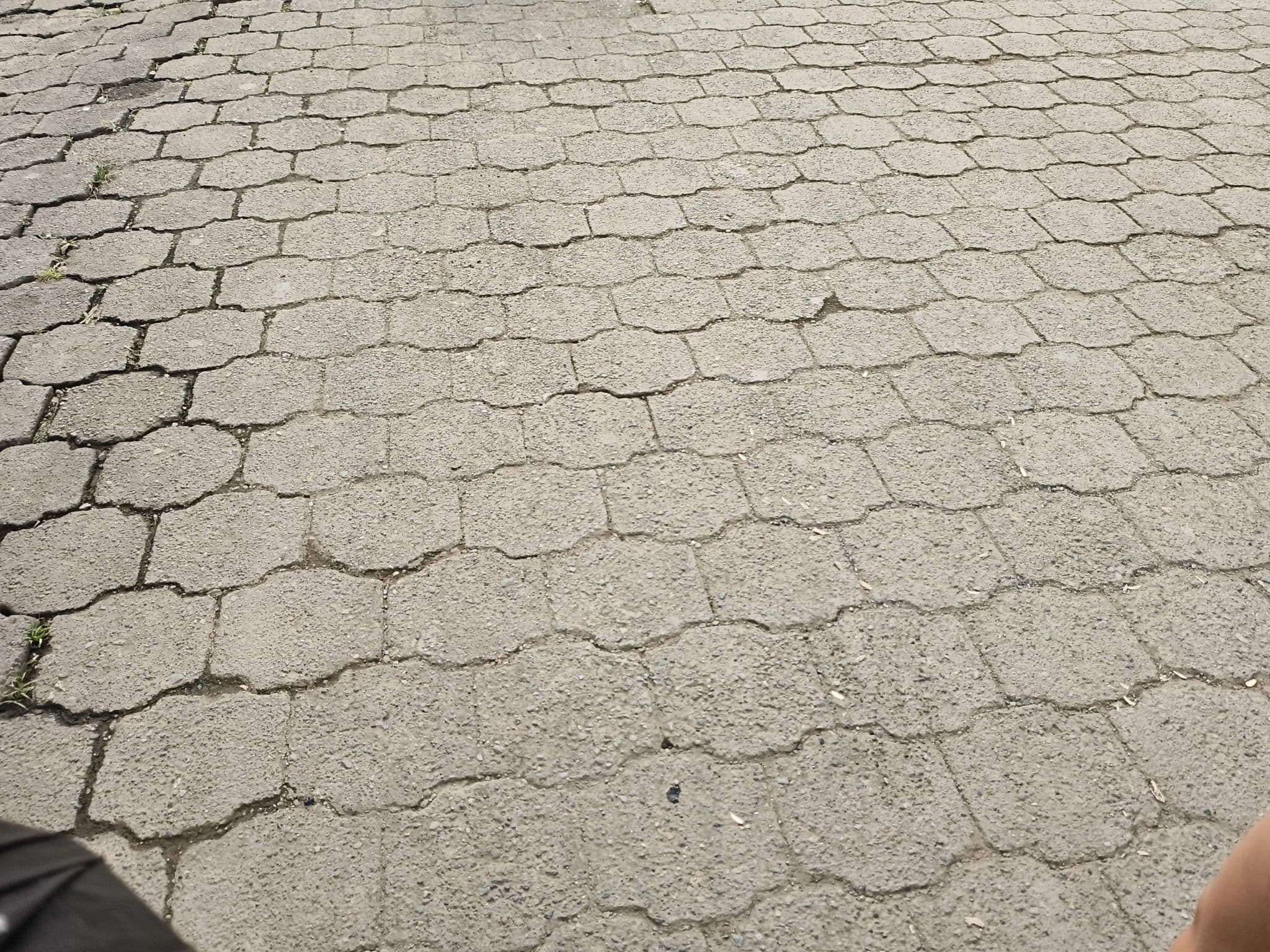 Street view near Hotel Tambo, Montalvo — © 06_1o79 (CC BY-SA · Mapillary)