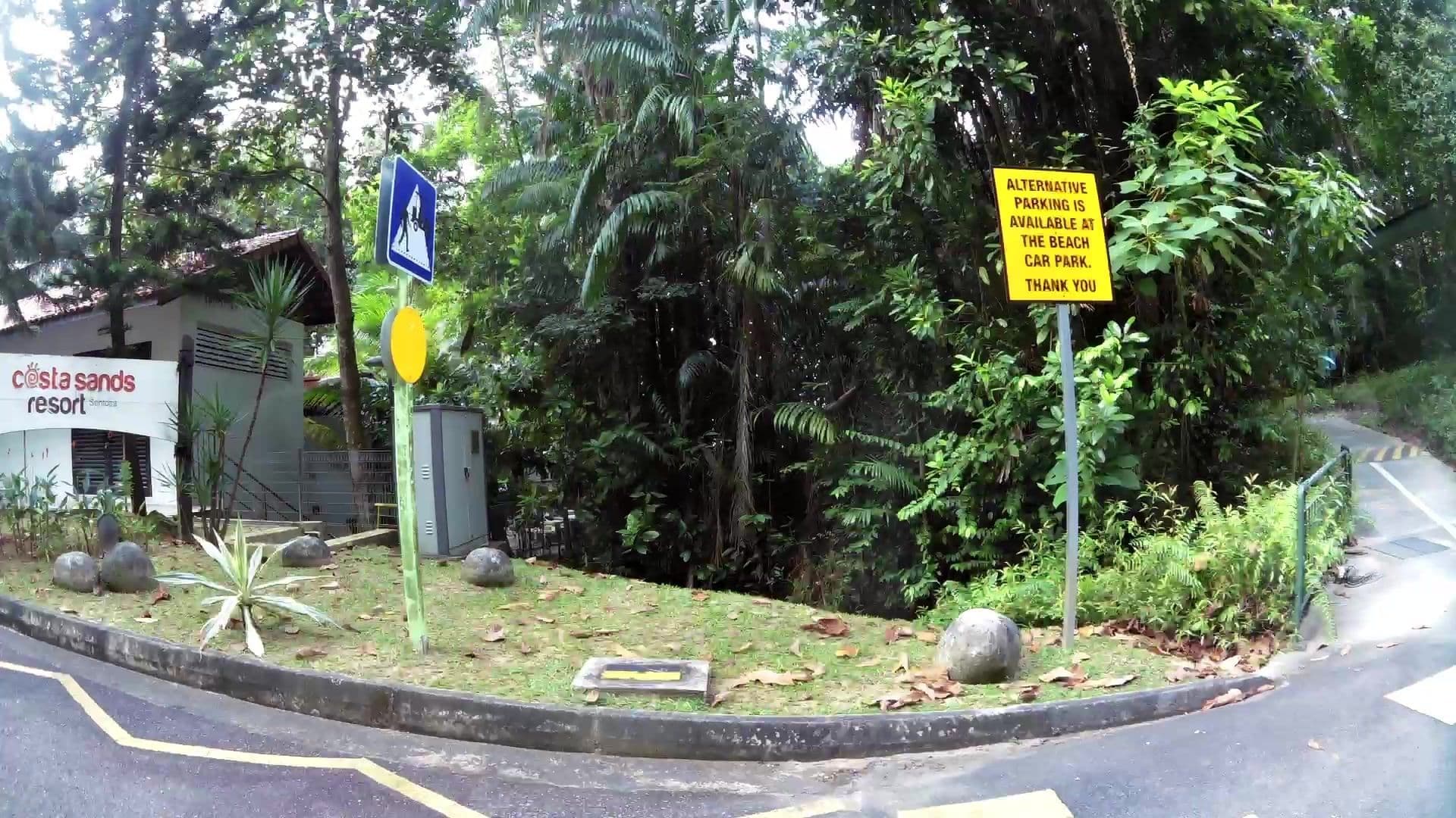 Street view near Siloso Beach Resort Guard Post, HarbourFront — © kaartcam (CC BY-SA · Mapillary)
