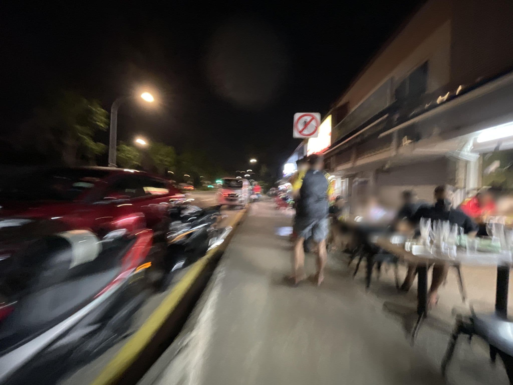 Street view near basement, Pasir Panjang — © filipb (CC BY-SA · Mapillary)