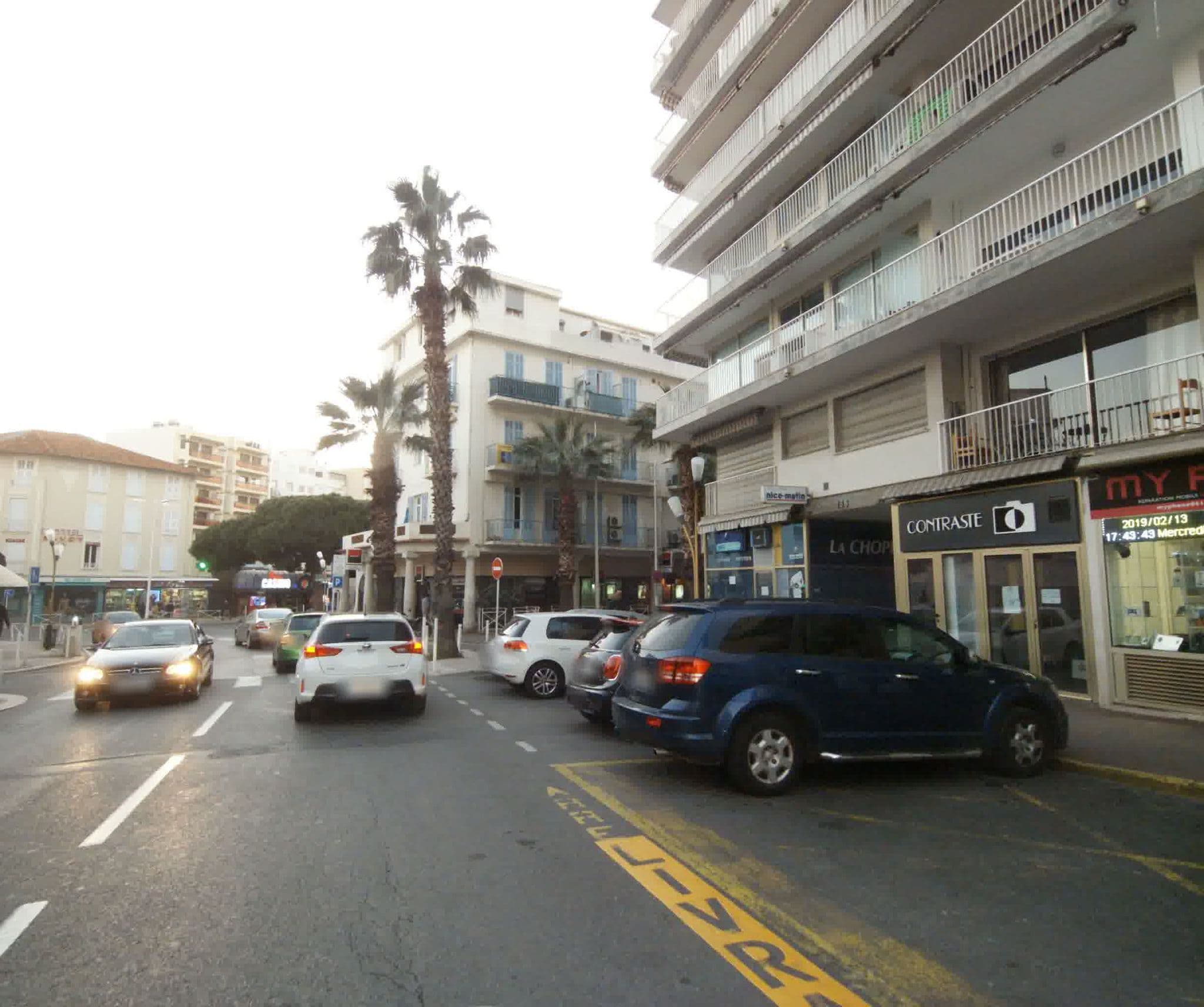 Street view near Hôtel Mademoiselle, Juan-les-Pins — © sogefi (CC BY-SA · Mapillary)