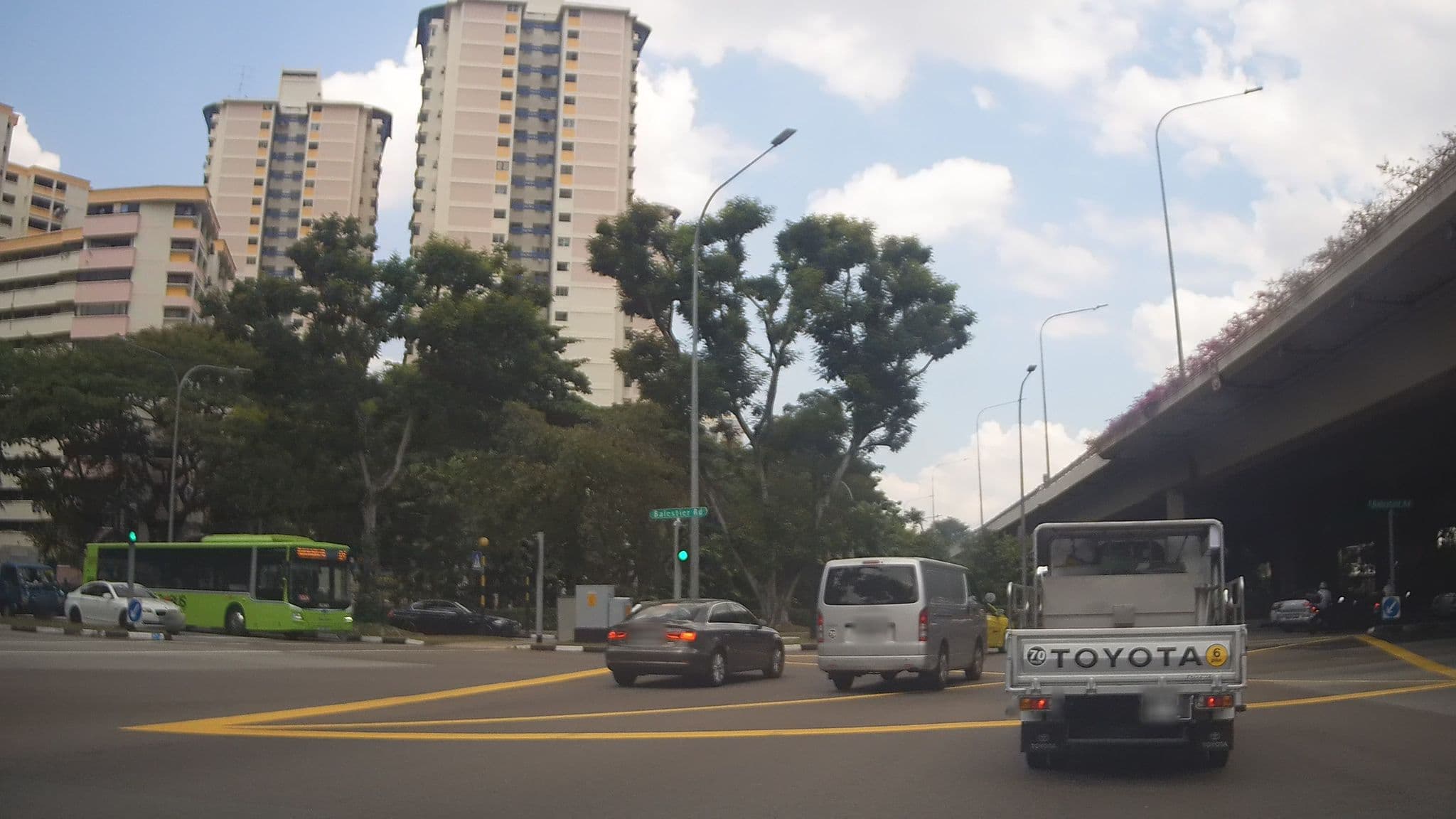 Street view near Quality Hotel, Farrer Park — © ashishgrab (CC BY-SA · Mapillary)