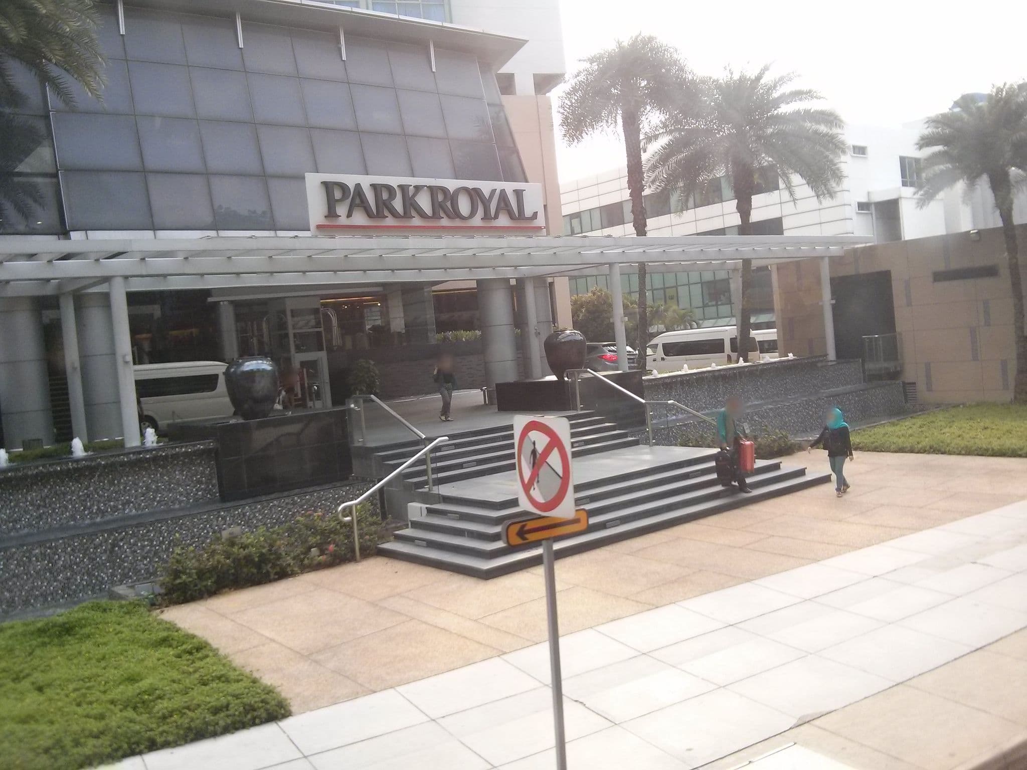 Street view near Room 1905 - ParkRoyal Singapore, Farrer Park — © harishpillay (CC BY-SA · Mapillary)