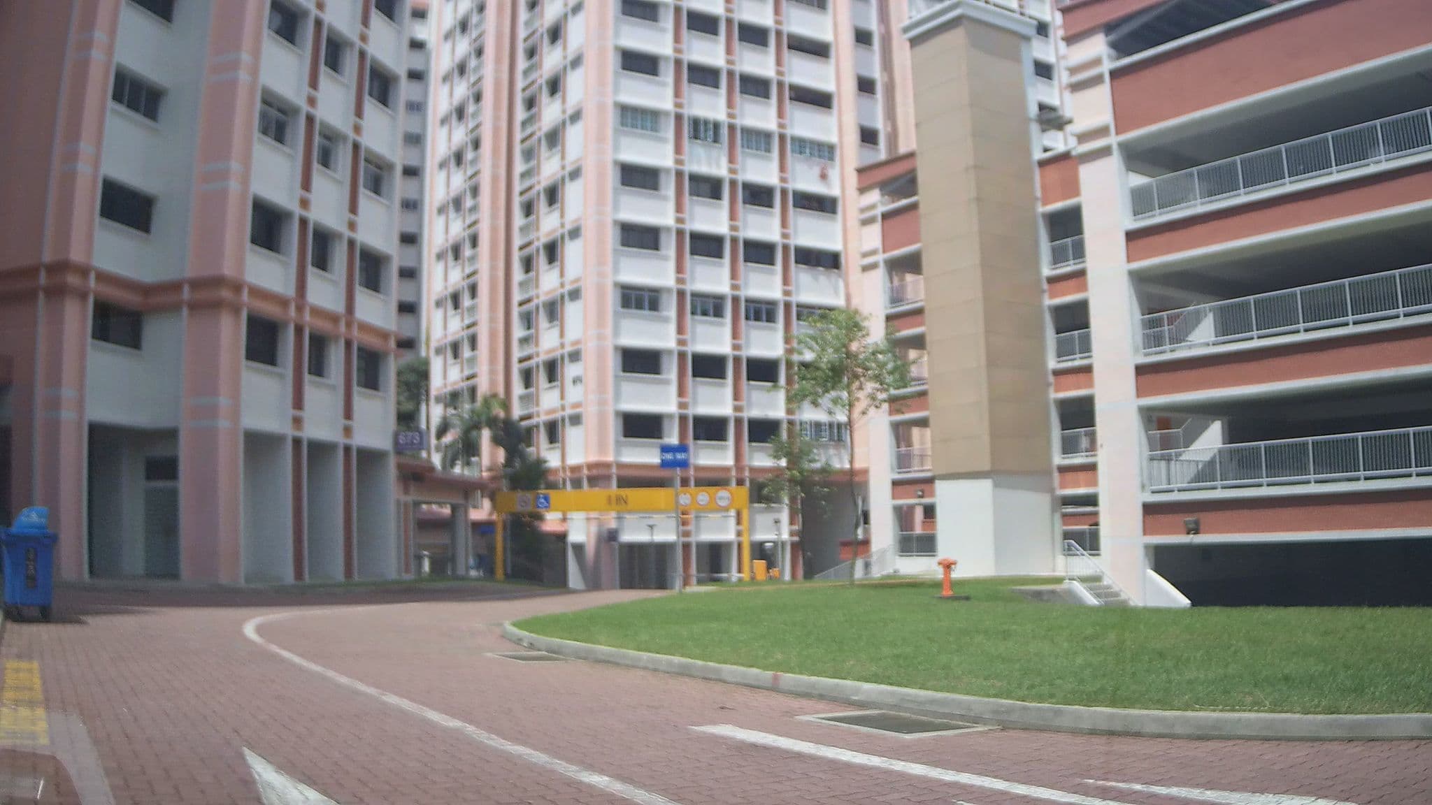 Street view near On Pillow<33, Yew Tee — © ashishgrab (CC BY-SA · Mapillary)