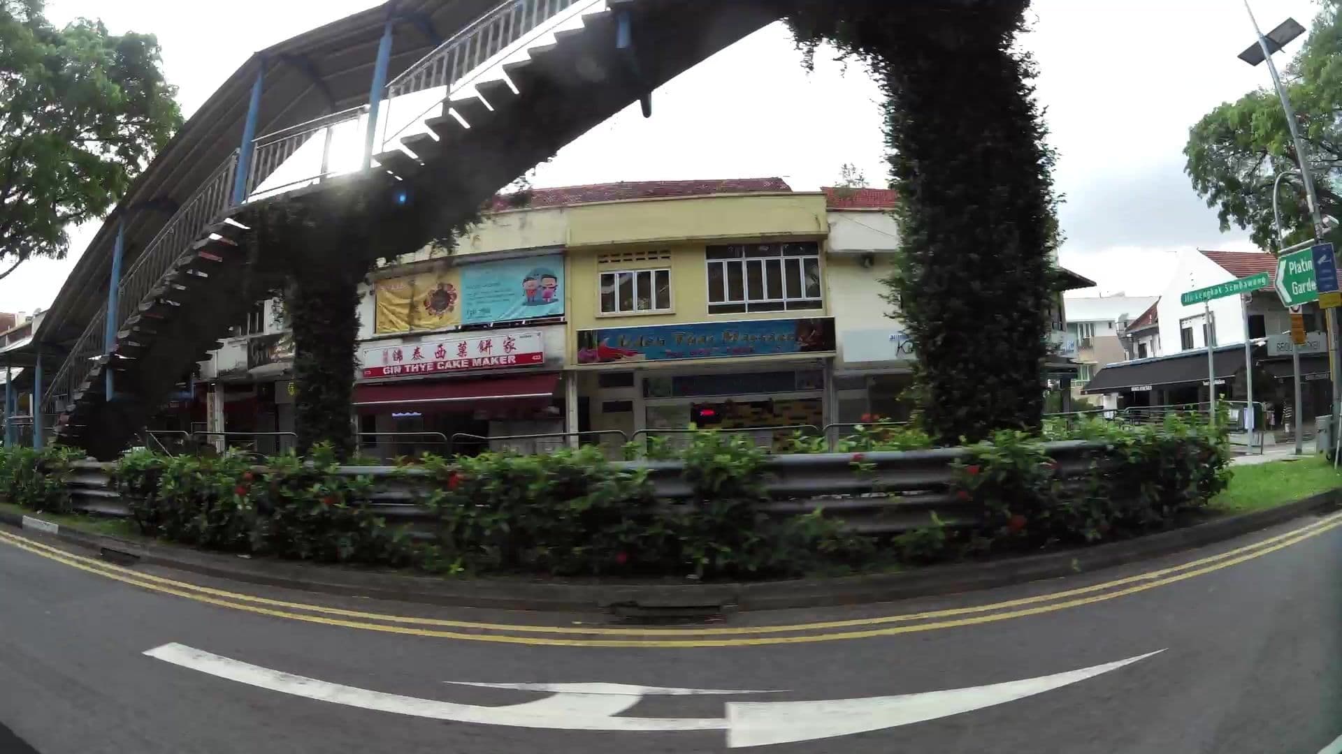 Street view near In My Dreams , Yishun New Town — © kaartcam (CC BY-SA · Mapillary)