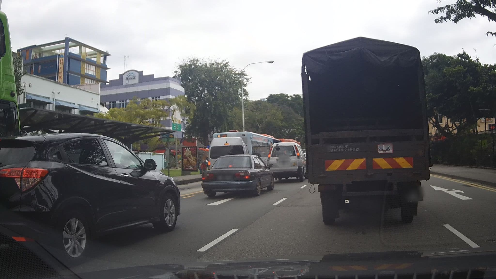 Street view near Fragrance Hotel Singapore, Geylang — © ashishgrab (CC BY-SA · Mapillary)