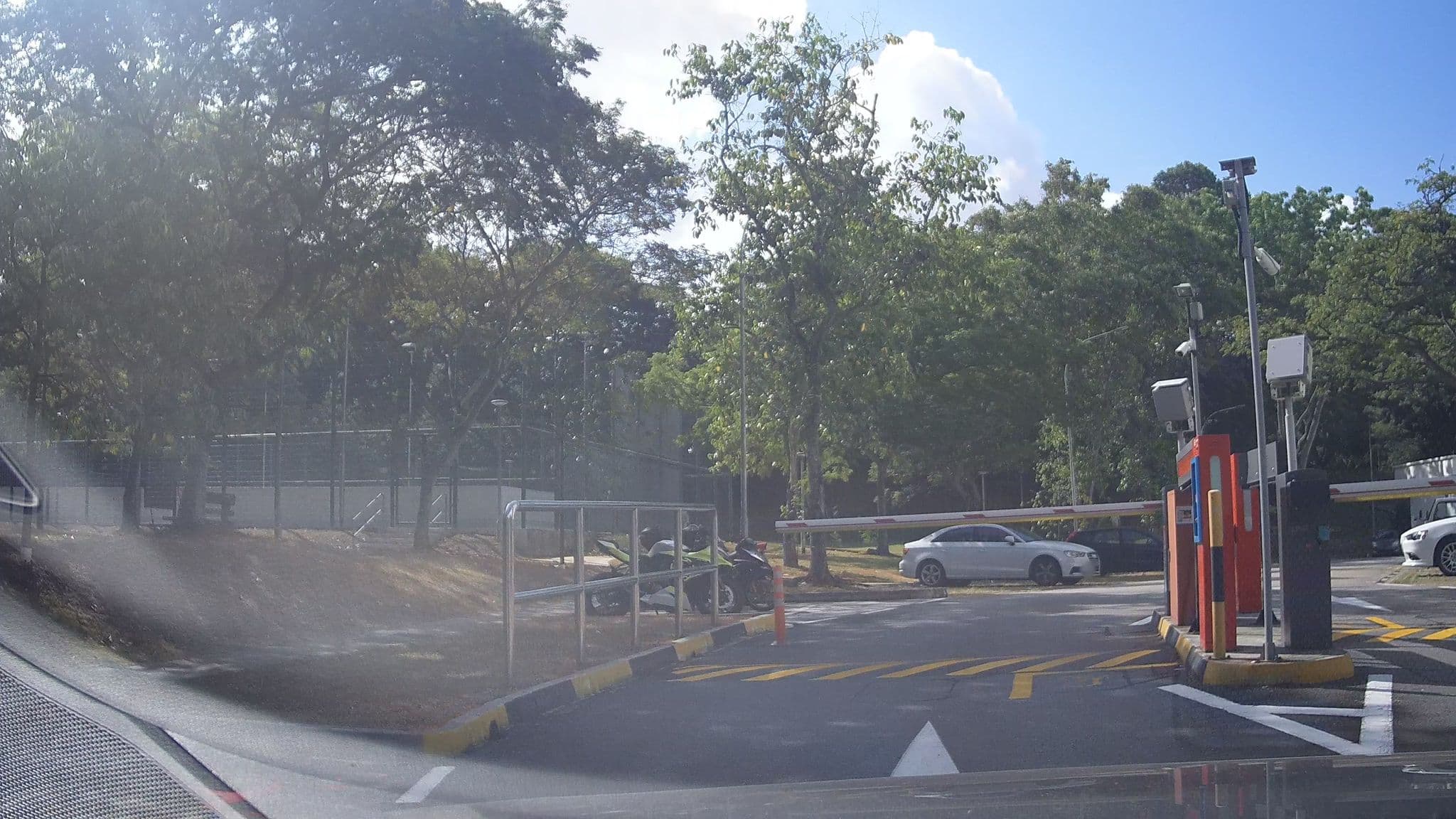 Street view near Telaga Ann Ker, Tampines New Town — © ashishgrab (CC BY-SA · Mapillary)