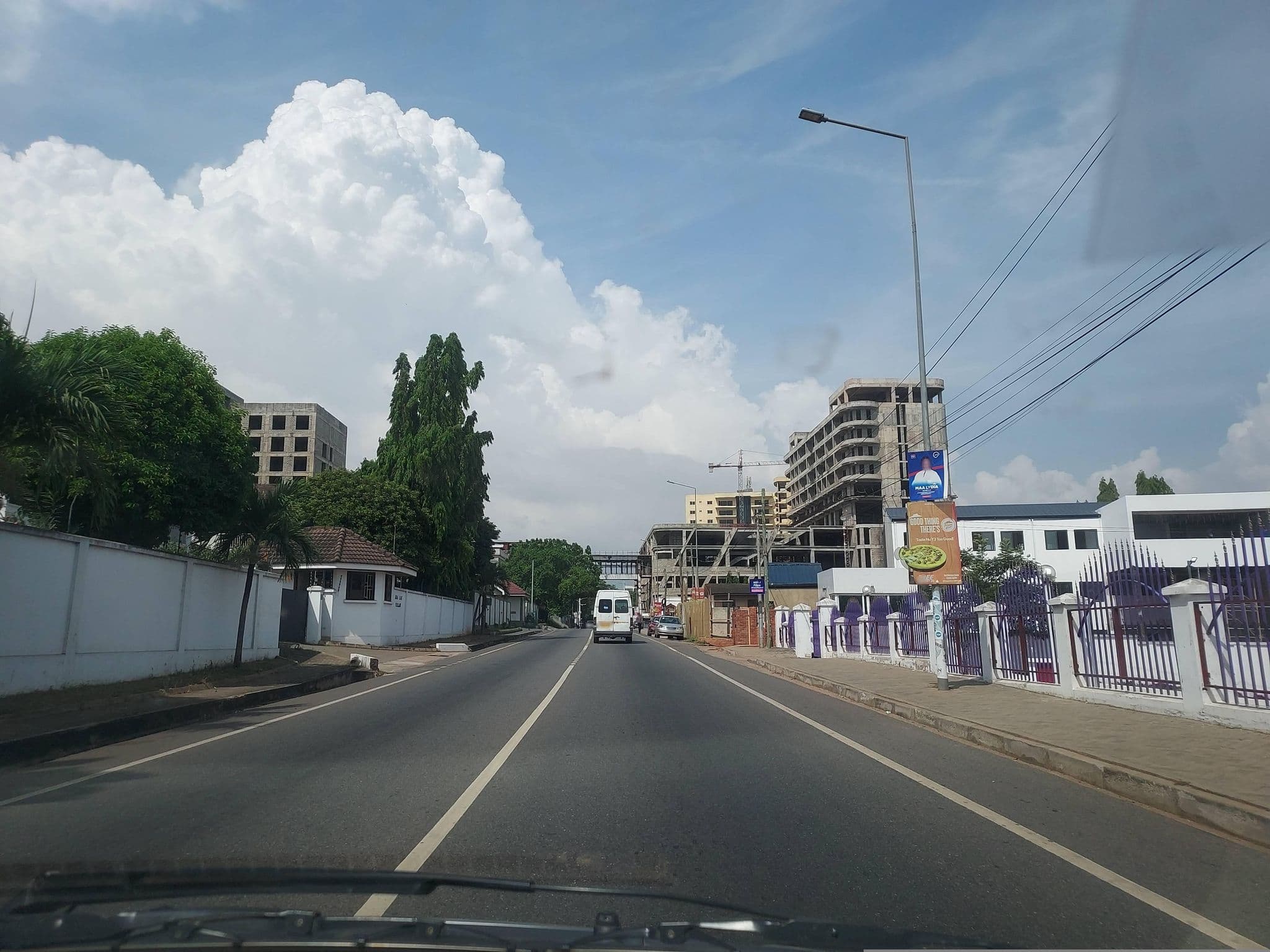 Street view near The Congress Hotel, Osu — © Berchiepratt03 (CC BY-SA · Mapillary)