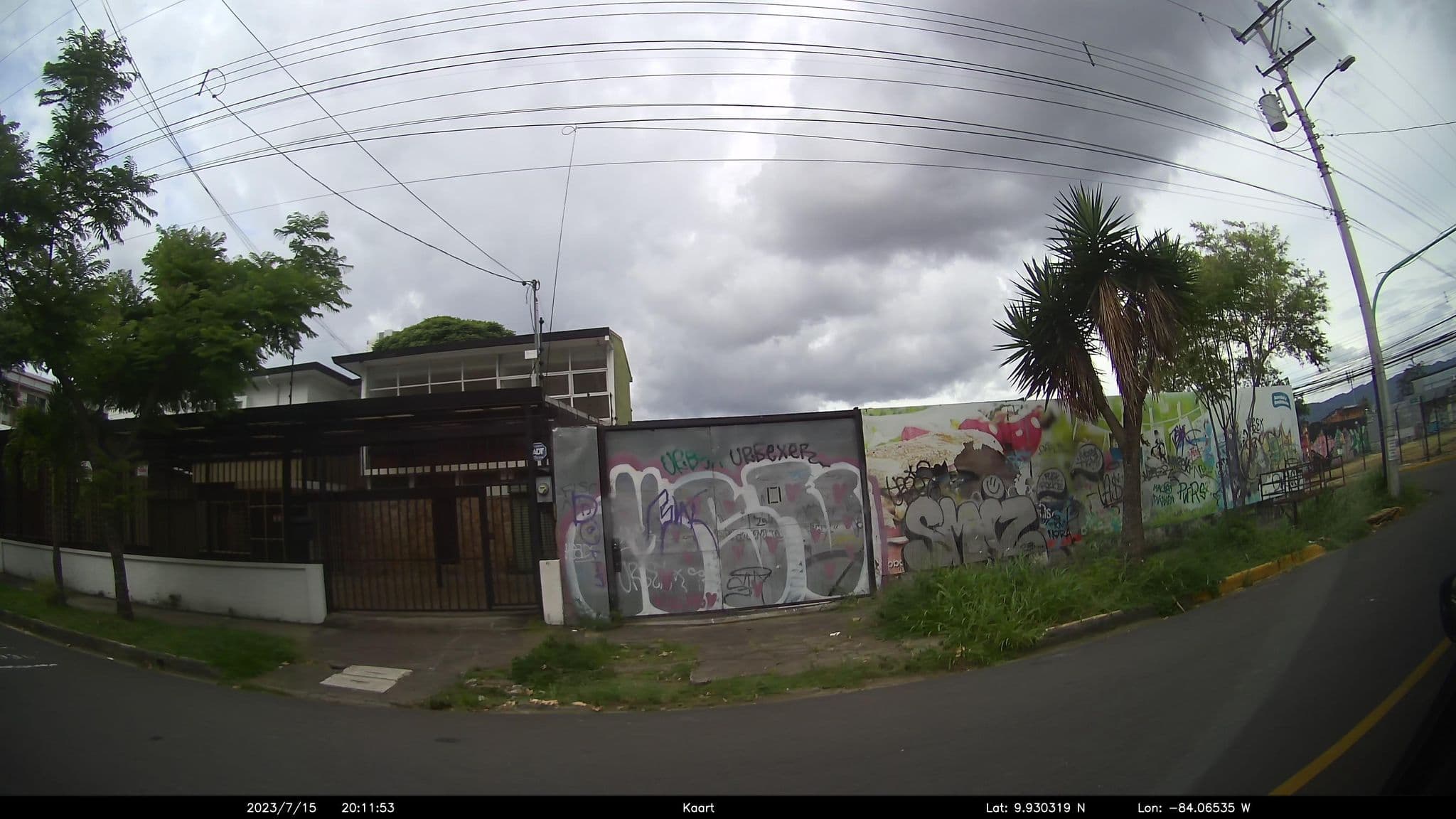 Street view near Le Voltaire, San Pedro — © kaart_2 (CC BY-SA · Mapillary)