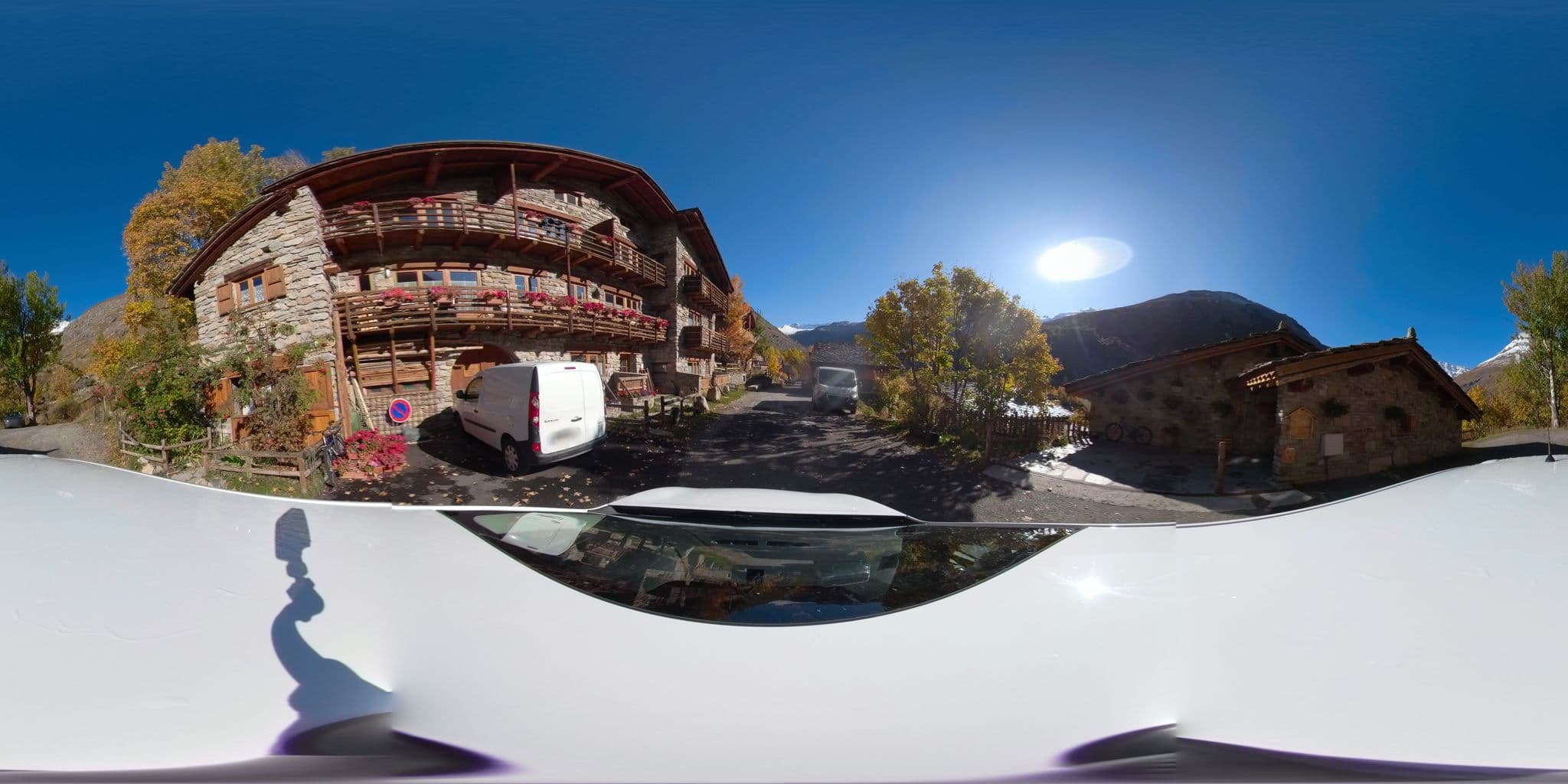 Street view near Les Combettes, Val-d'Isère