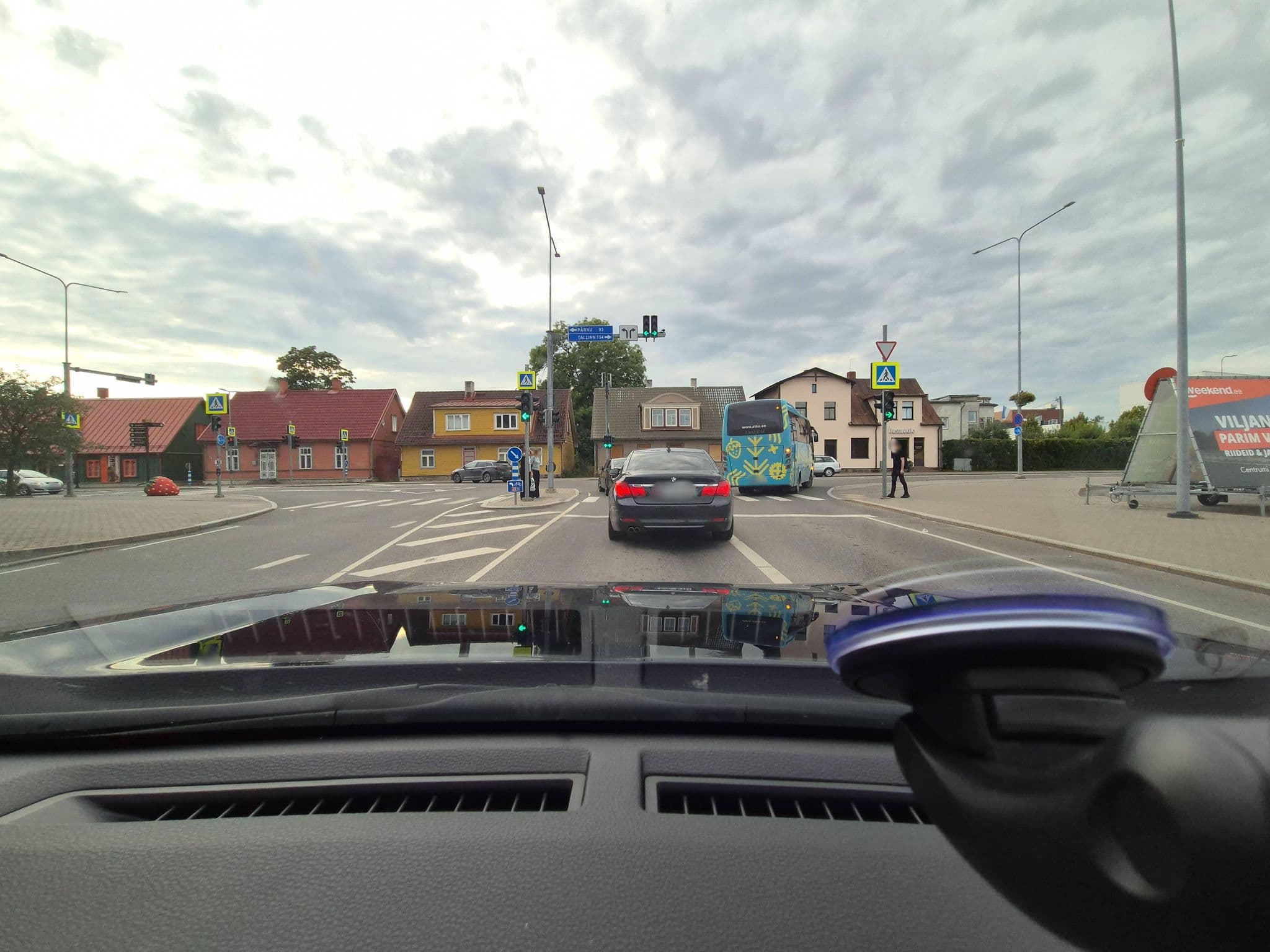 Street view near Hotell Centrum Viljandi OÜ, Viljandi — © Apirnus (CC BY-SA · Mapillary)