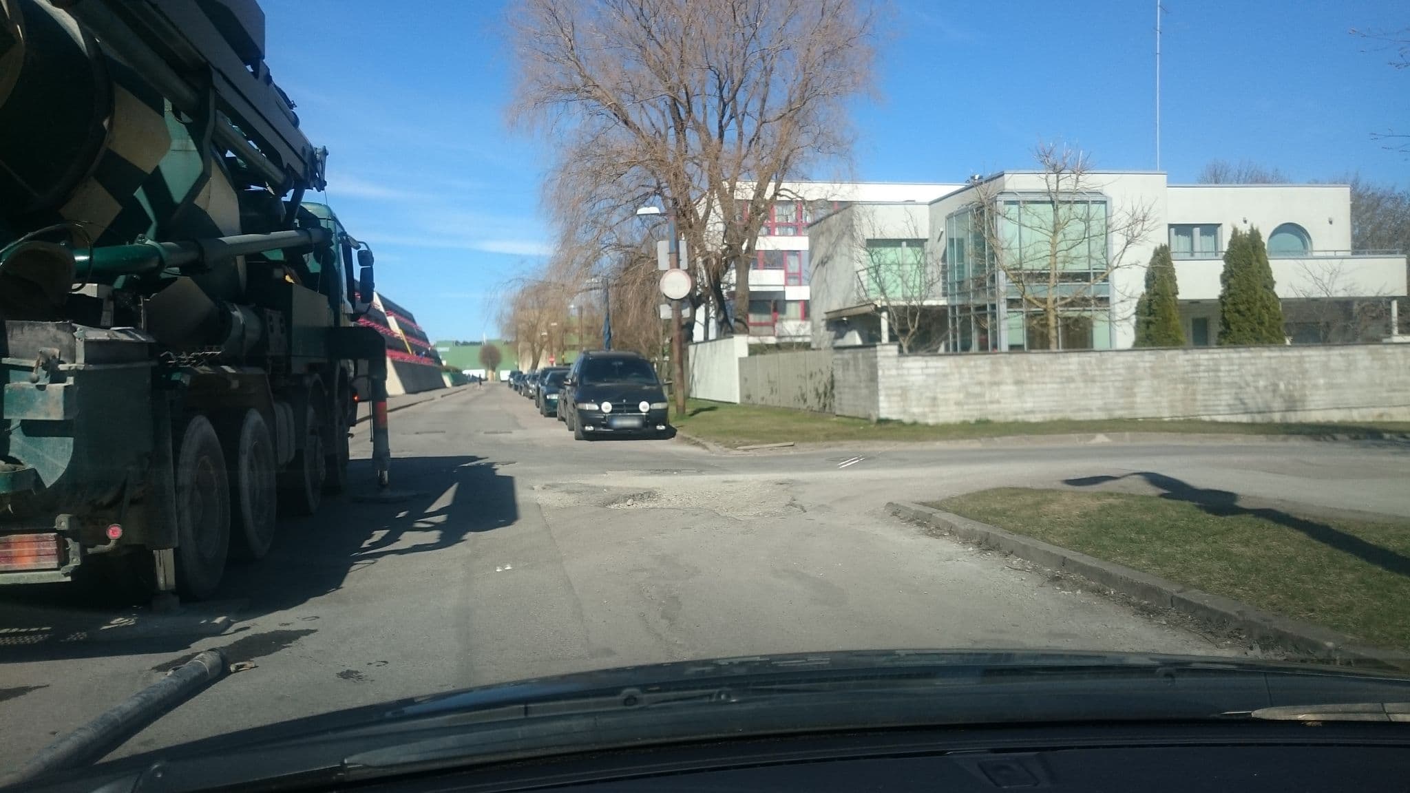 Street view near Ujula, Pirita — © juhanjuku (CC BY-SA · Mapillary)