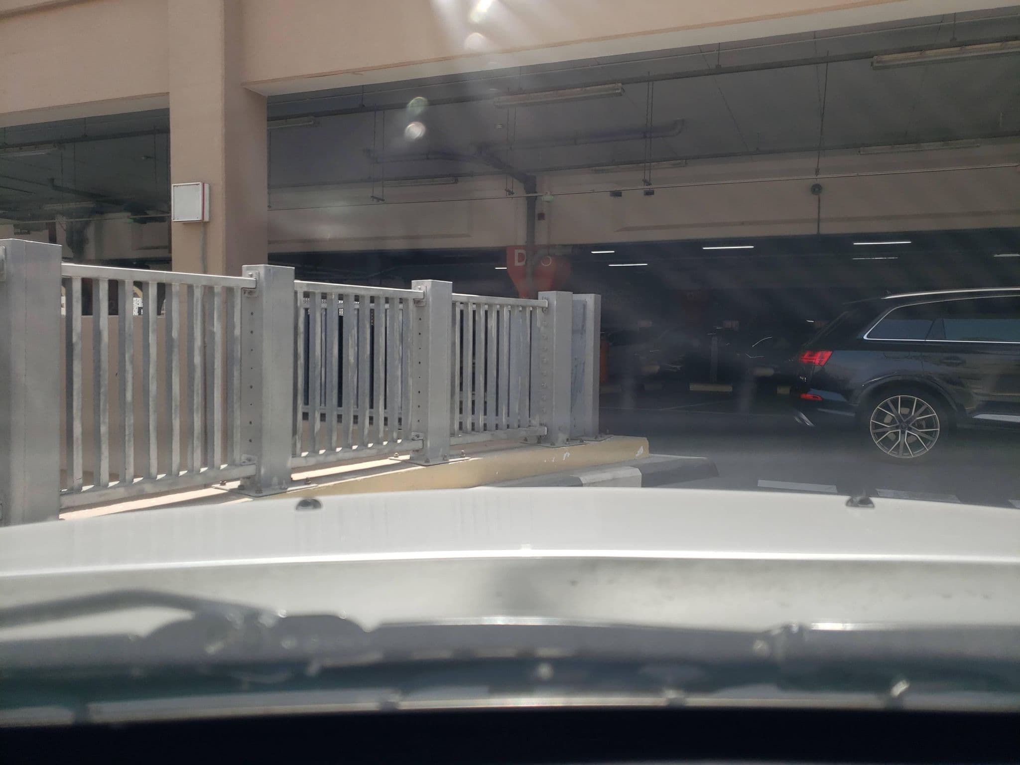Street view near Al qsar, Umm Al Sheif — © mapfool (CC BY-SA · Mapillary)
