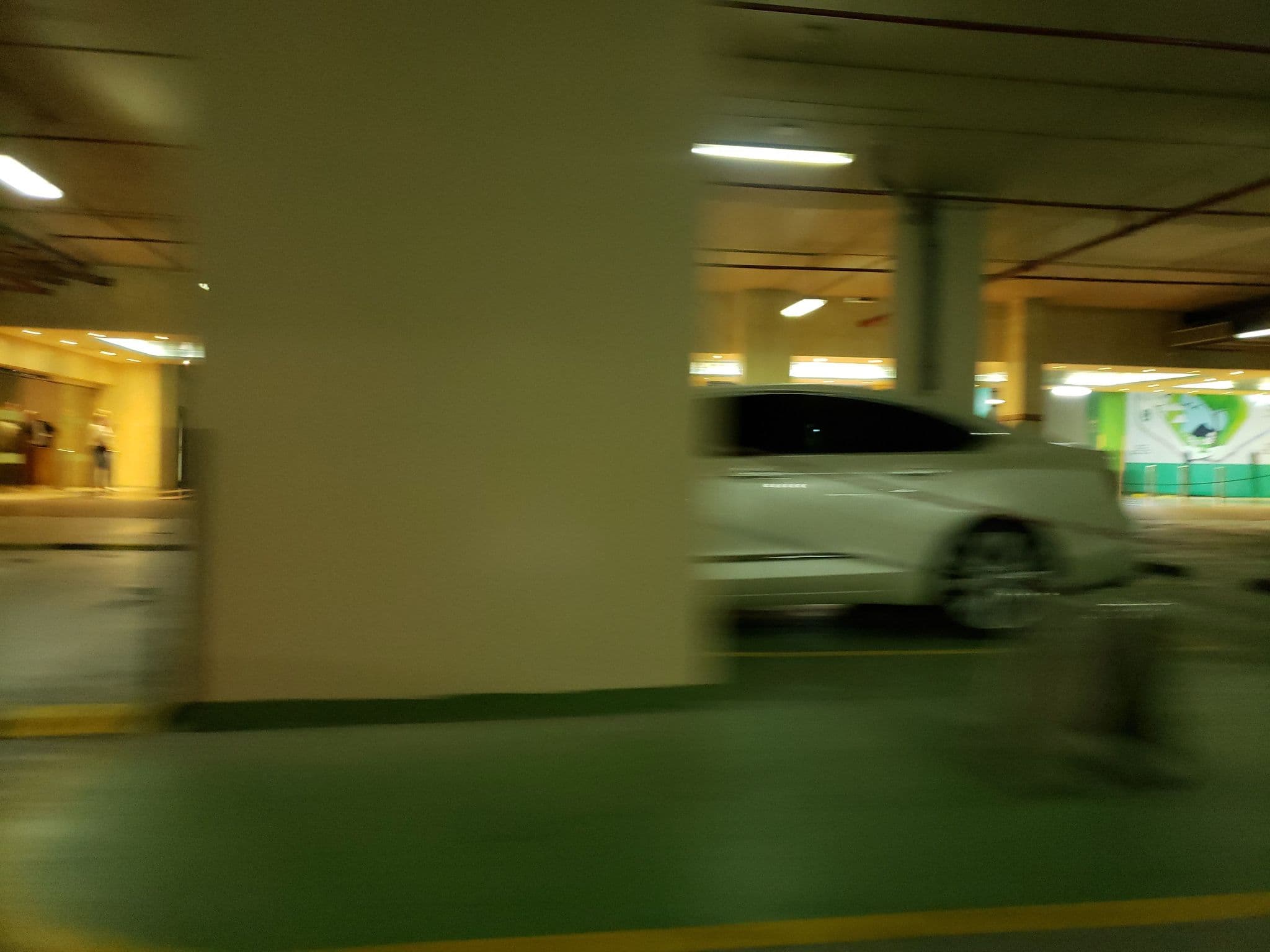 Street view near Kamer 3118, Knowledge Village — © mapfool (CC BY-SA · Mapillary)