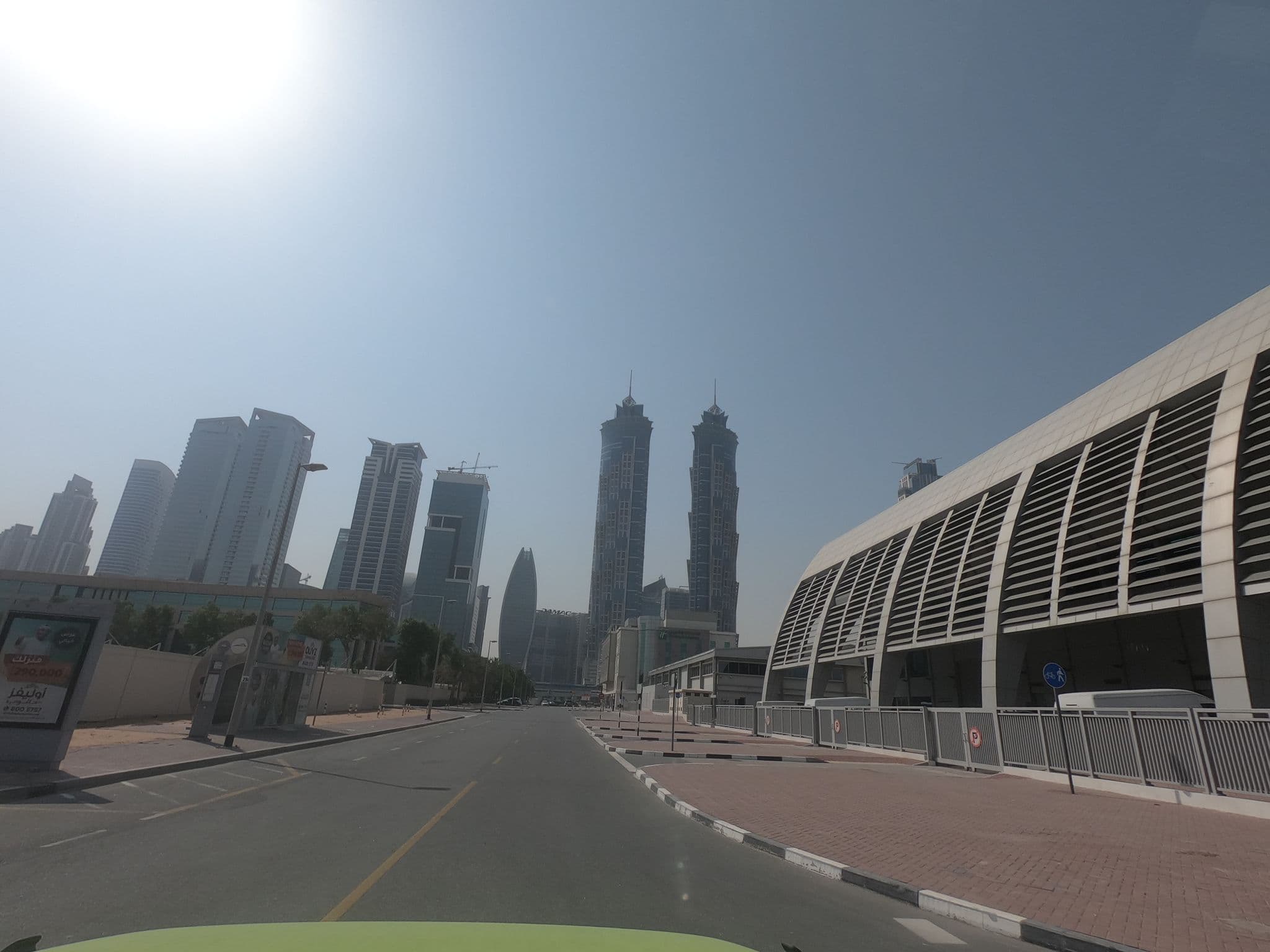 Street view near Hollyday-inn, Al Wasl — © countzero5 (CC BY-SA · Mapillary)