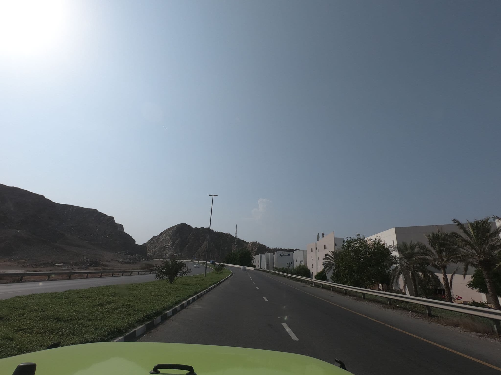 Street view near Hotel JAL Fujairah Resort & Spa فندق ومنتجع جال, Dibba Al-Hisn — © countzero5 (CC BY-SA · Mapillary)