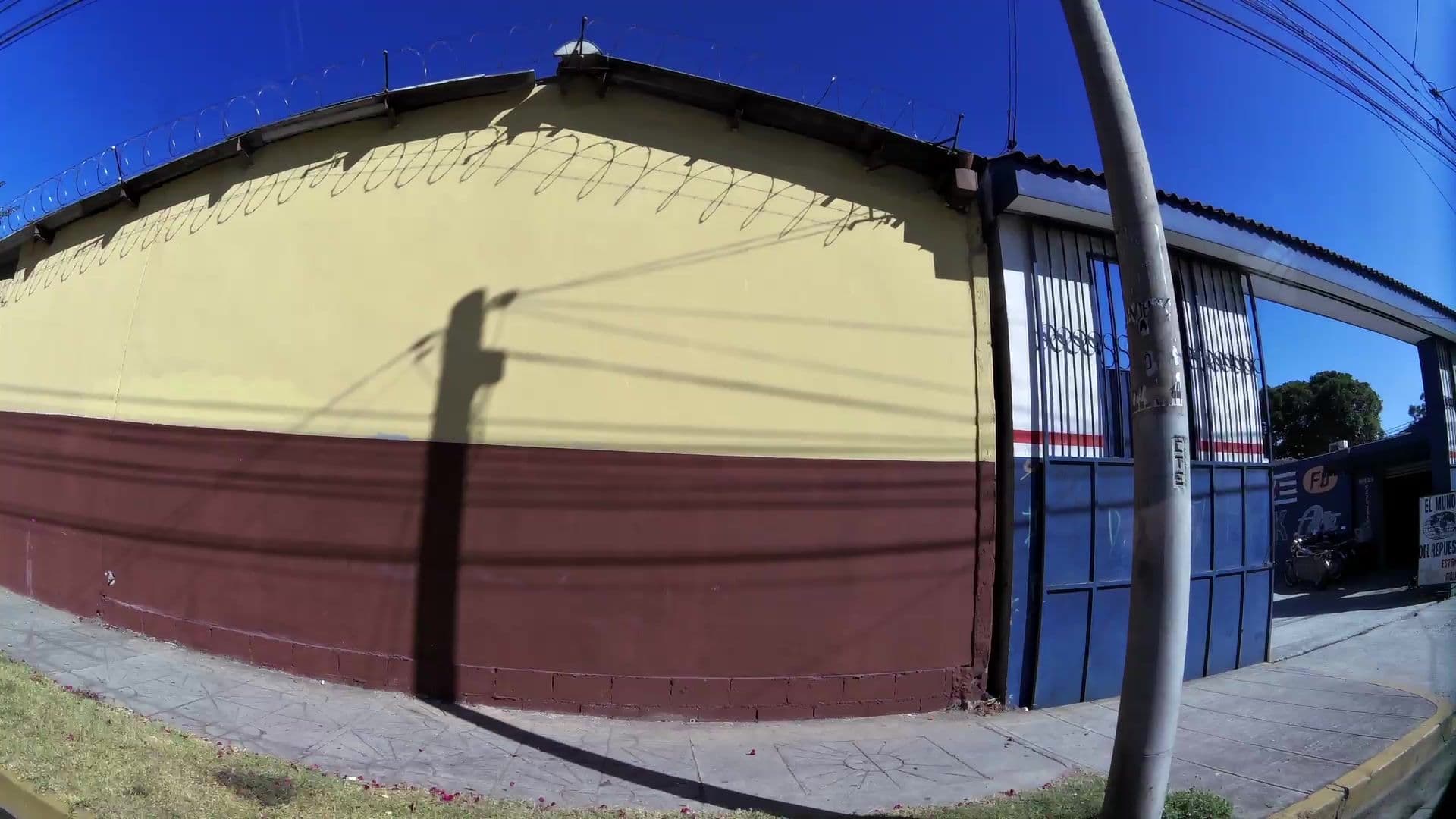 Street view near Hotel El Portal, Santa Tecla — © kaartcam (CC BY-SA · Mapillary)