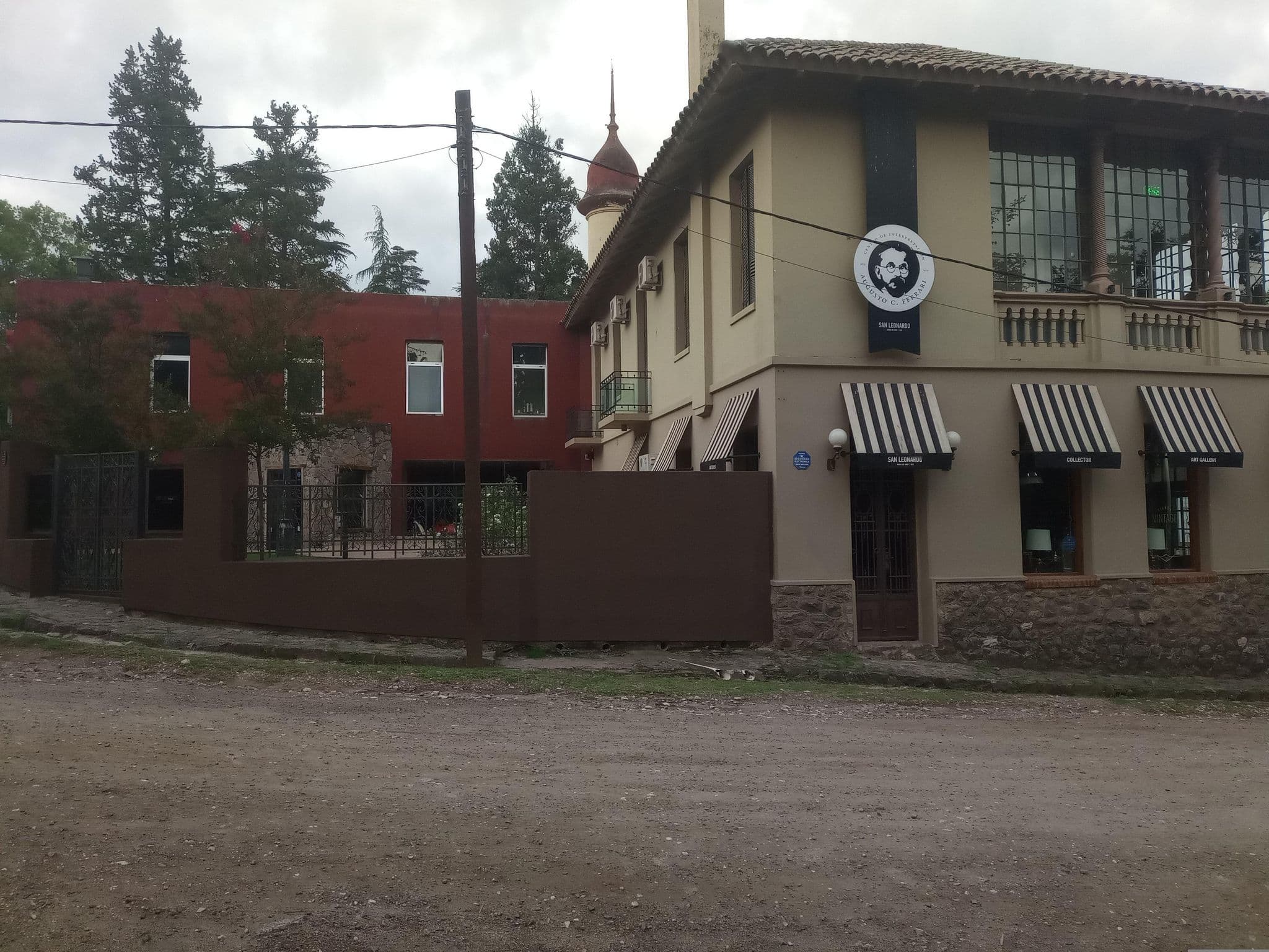 Street view near San Leonardo, Agua de Oro — © Silvi715 (CC BY-SA · Mapillary)