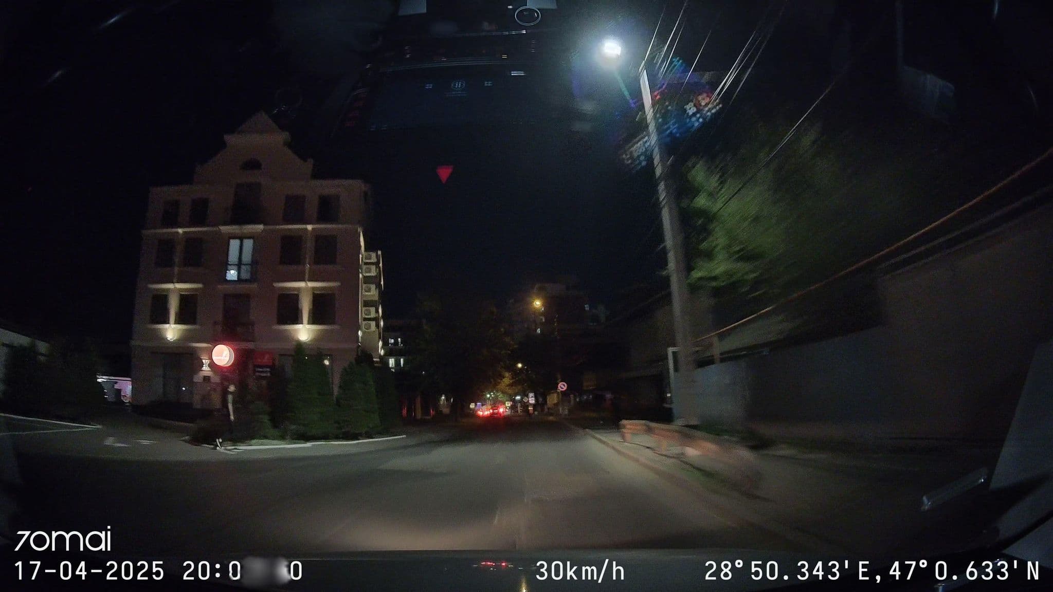 Street view near Thomas Albert Hotel, Chisinau — © doriel (CC BY-SA · Mapillary)