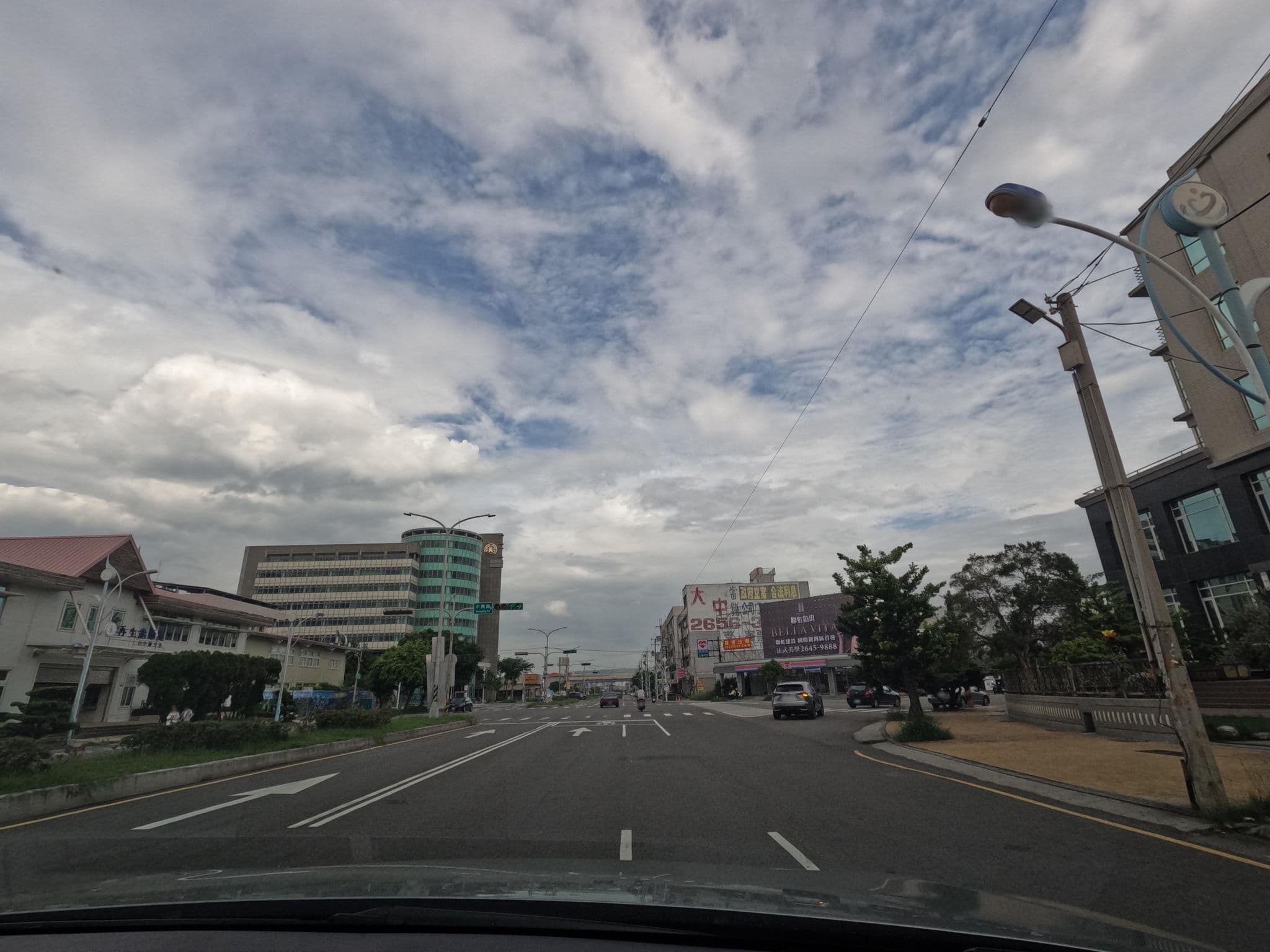 Street view near 國都大飯店, Buzi — © littlebtc (CC BY-SA · Mapillary)