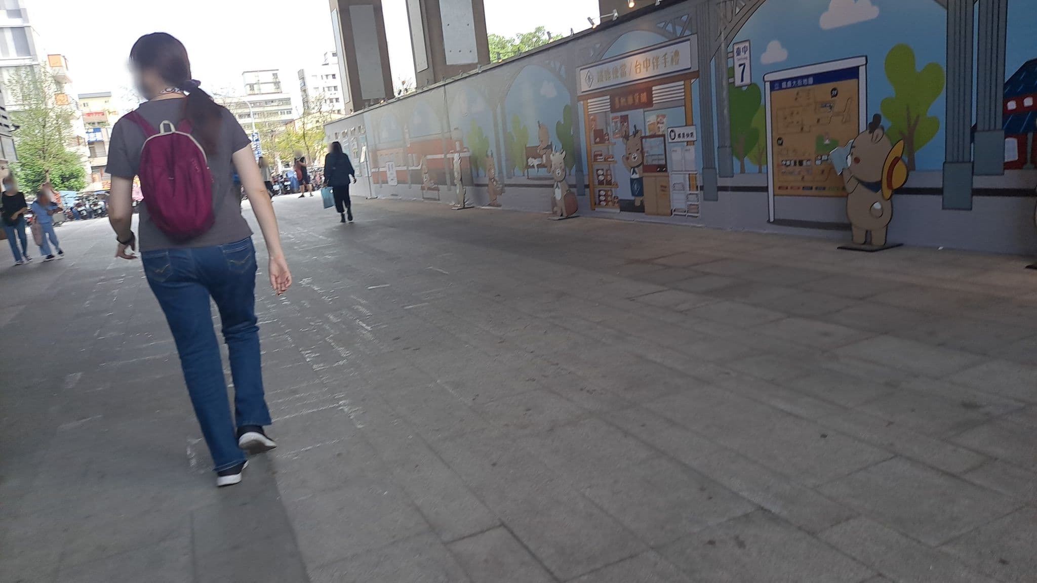 Street view near 沐品居膠囊旅館, Taichung — © gina89 (CC BY-SA · Mapillary)