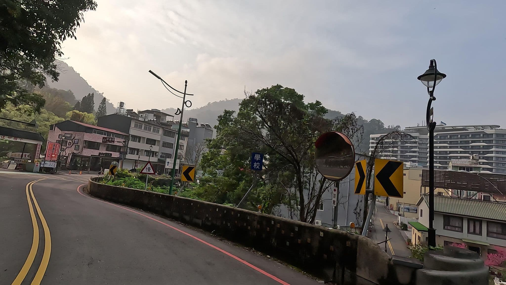 Street view near 月潭小棧, Puli — © WhiizU (CC BY-SA · Mapillary)