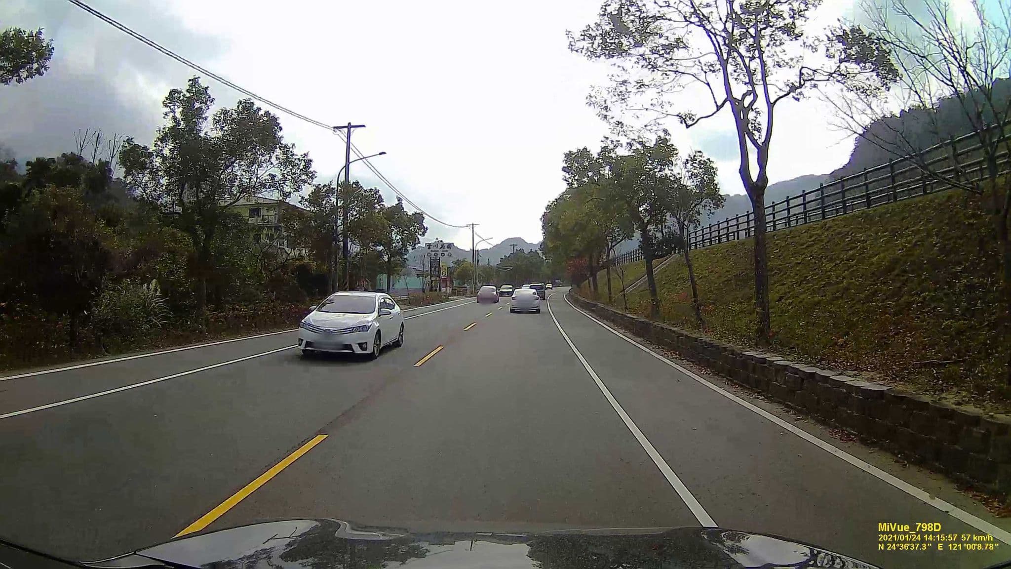 Street view near 富川民宿, Emei — © hcyen (CC BY-SA · Mapillary)