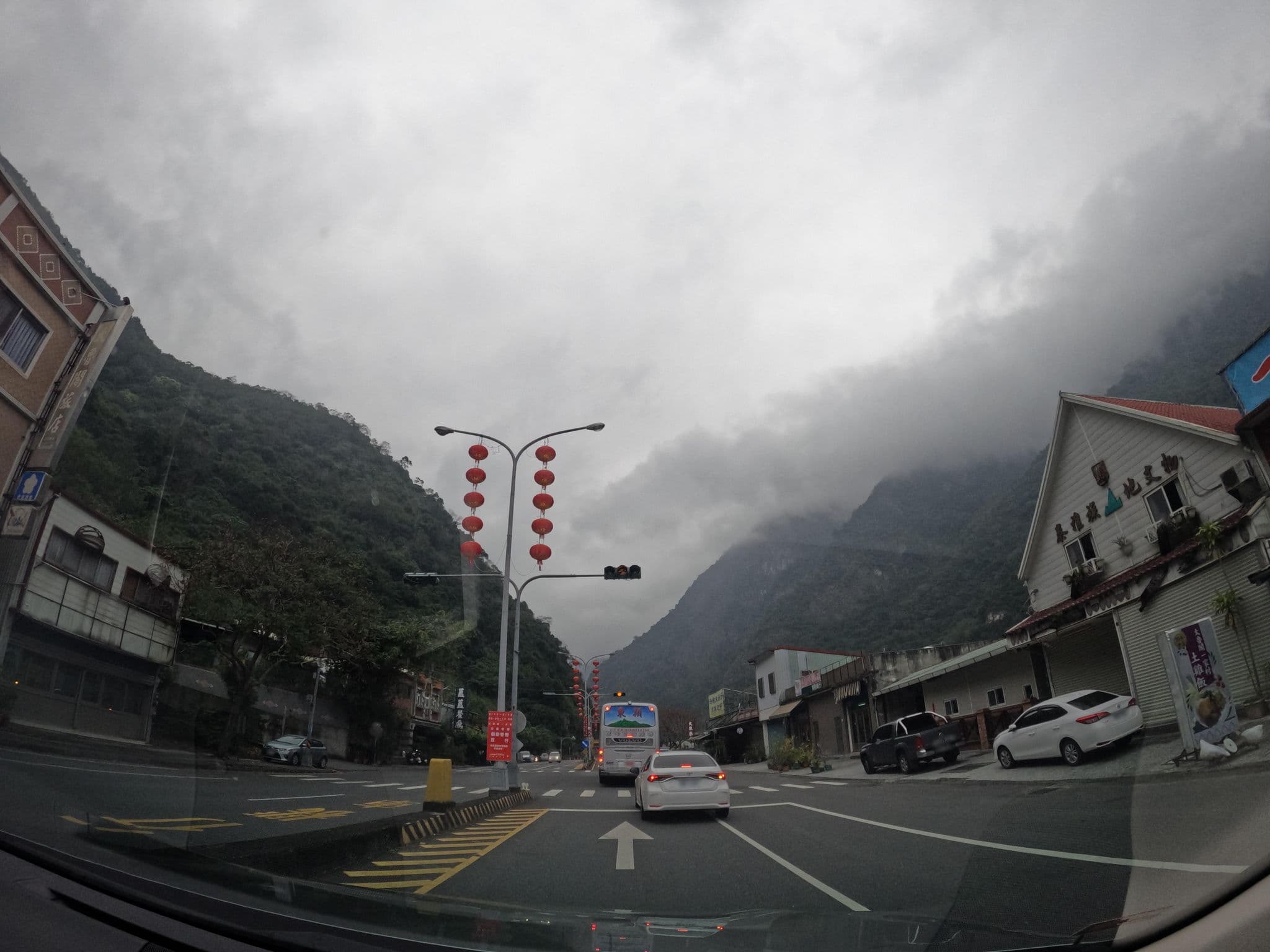 Street view near Taroko Hotel, Xiulin — © littlebtc (CC BY-SA · Mapillary)