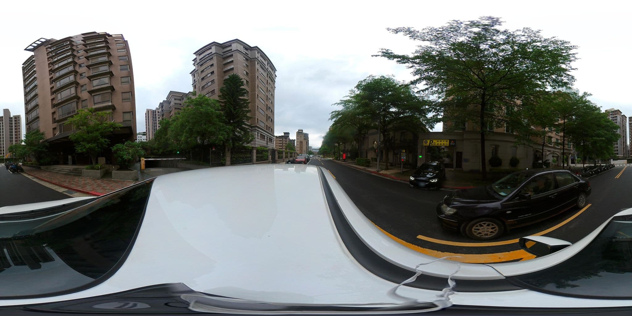 Street view near 威斯堡精品汽車旅館, Neihu — © irvinfly (CC BY-SA · Mapillary)
