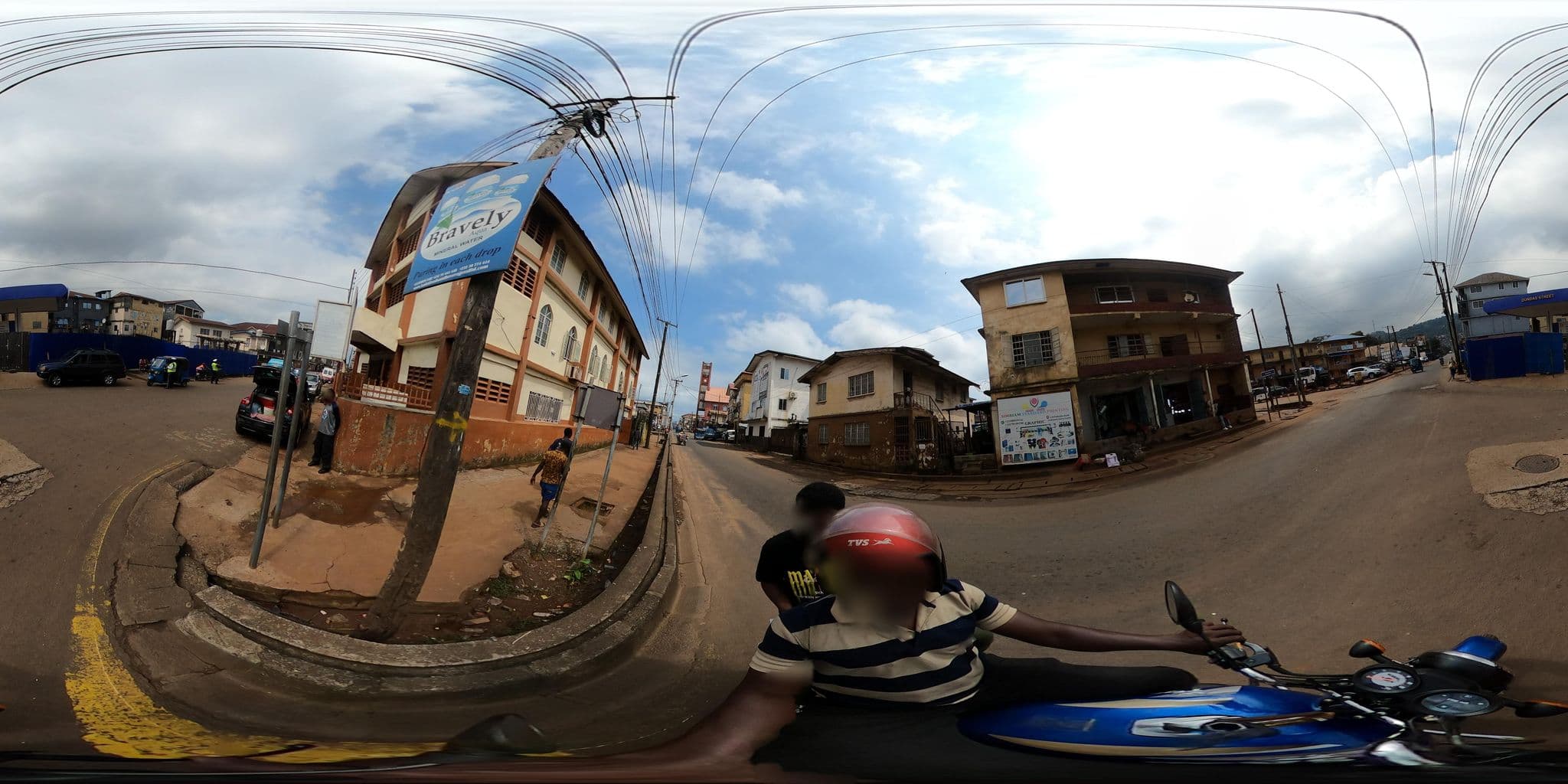 Street view near St Josephs, Freetown — © mohamedTuray (CC BY-SA · Mapillary)