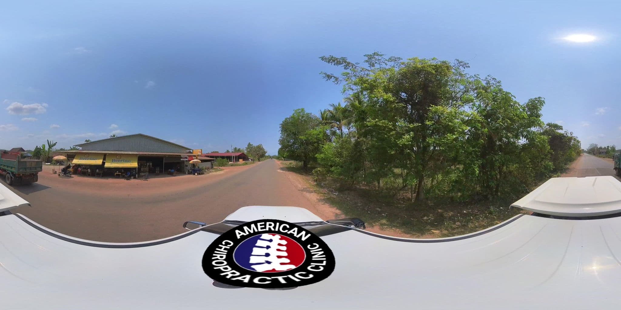 Street view near pele Guesthouse, Muang Phôn-Hông — © DrLogan (CC BY-SA · Mapillary)