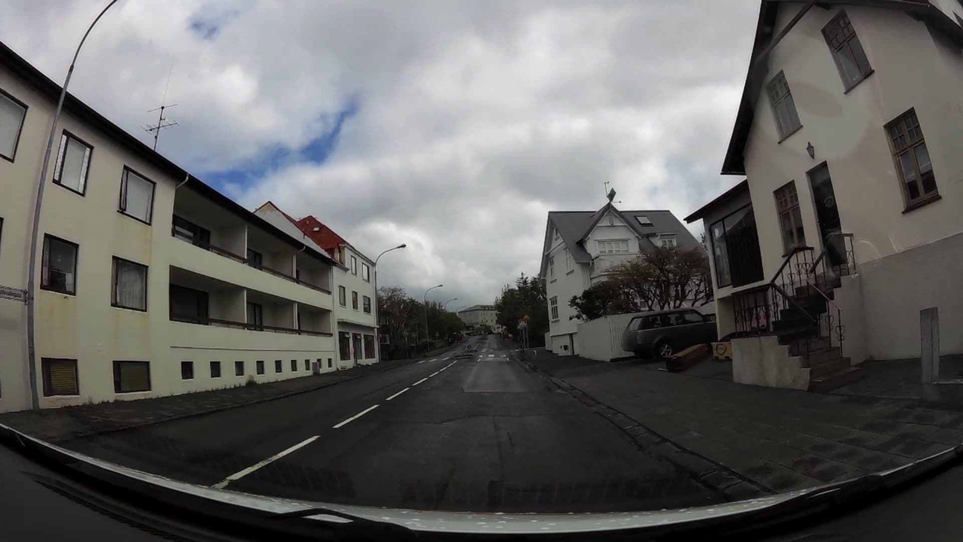 Street view near Cozy Hostel, Seltjarnarnes — © kaartcam (CC BY-SA · Mapillary)