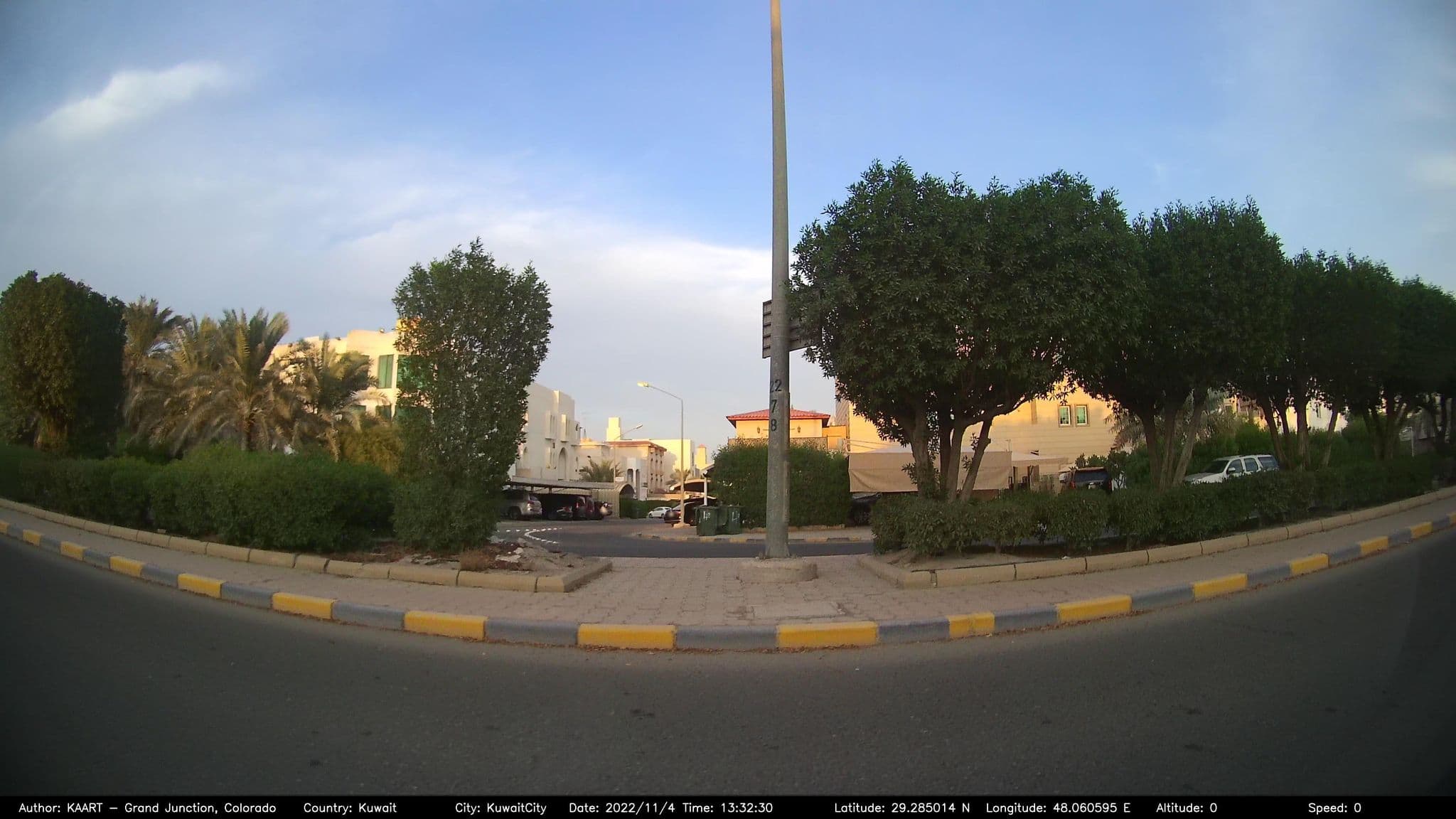 Street view near bed, Salwá — © kaart_2 (CC BY-SA · Mapillary)