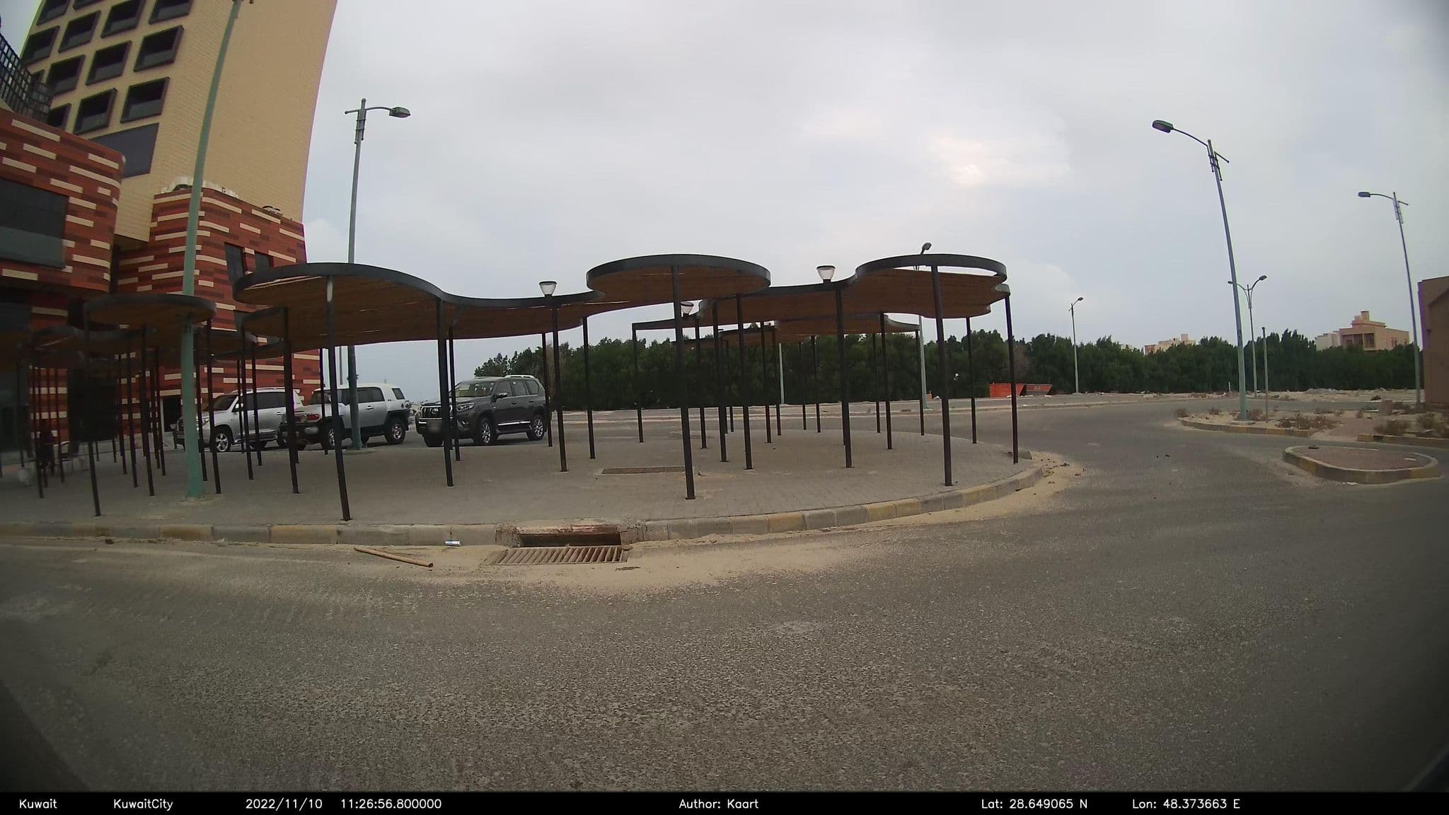 Street view near The House Hotel Al Khiran, Al Wafrah — © kaart_2 (CC BY-SA · Mapillary)