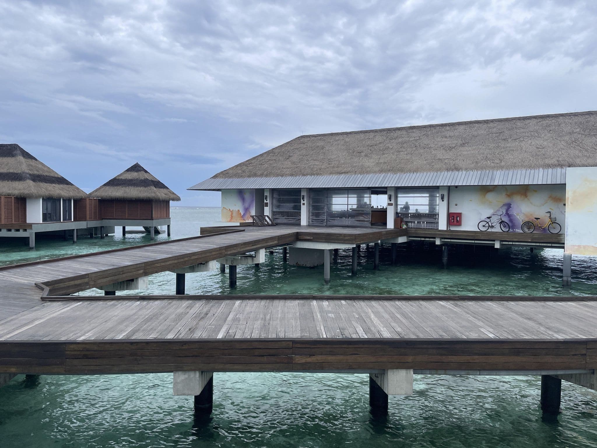 Street view near Sol Rising, Viligili — © stoebi (CC BY-SA · Mapillary)