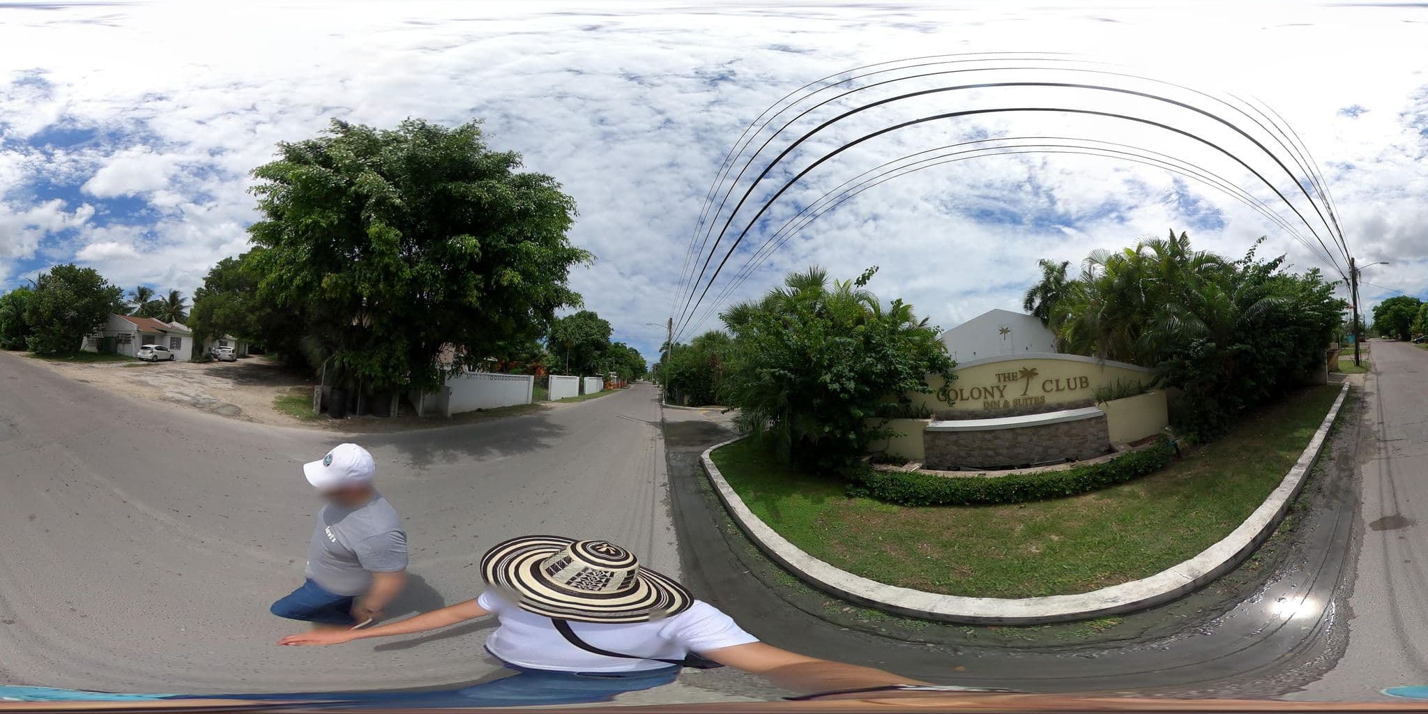 Street view near Colony Club Inn & Suites, Nassau — © dpu-transport (CC BY-SA · Mapillary)