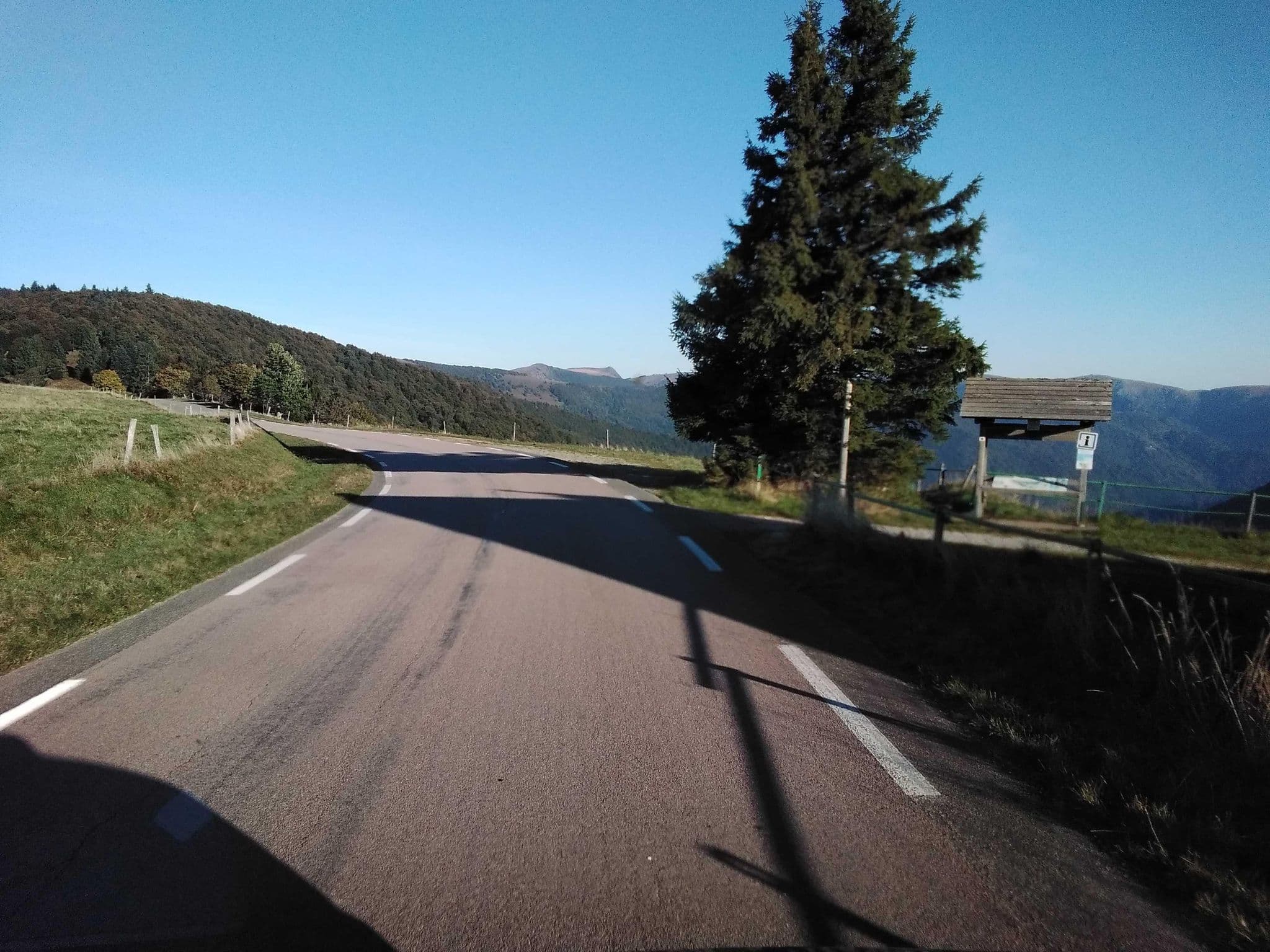 Street view near Refuge du Hahnenbrunnen, Kruth — © mprins (CC BY-SA · Mapillary)