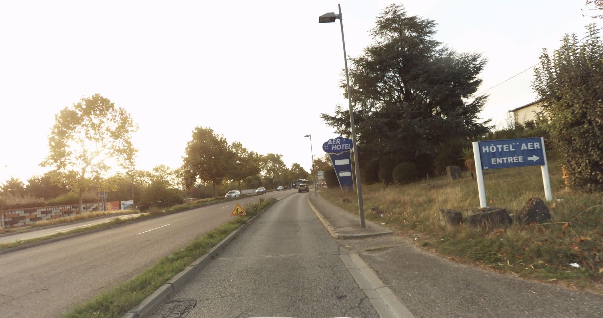 Street view near Aer'Hotel, Auzeville-Tolosane — © sogefi (CC BY-SA · Mapillary)