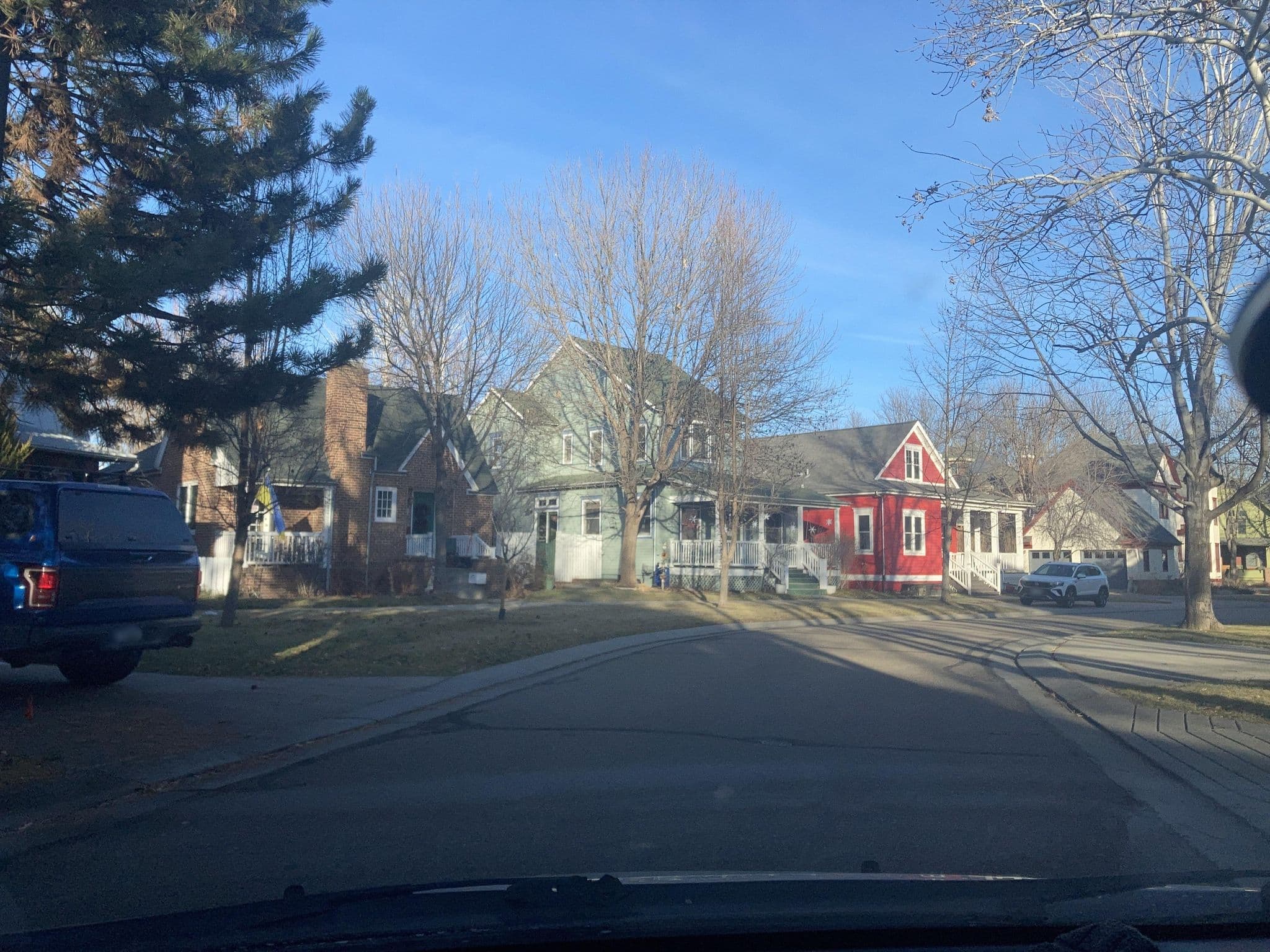 Street view near The Convent, Longmont — © dgrinbergs (CC BY-SA · Mapillary)