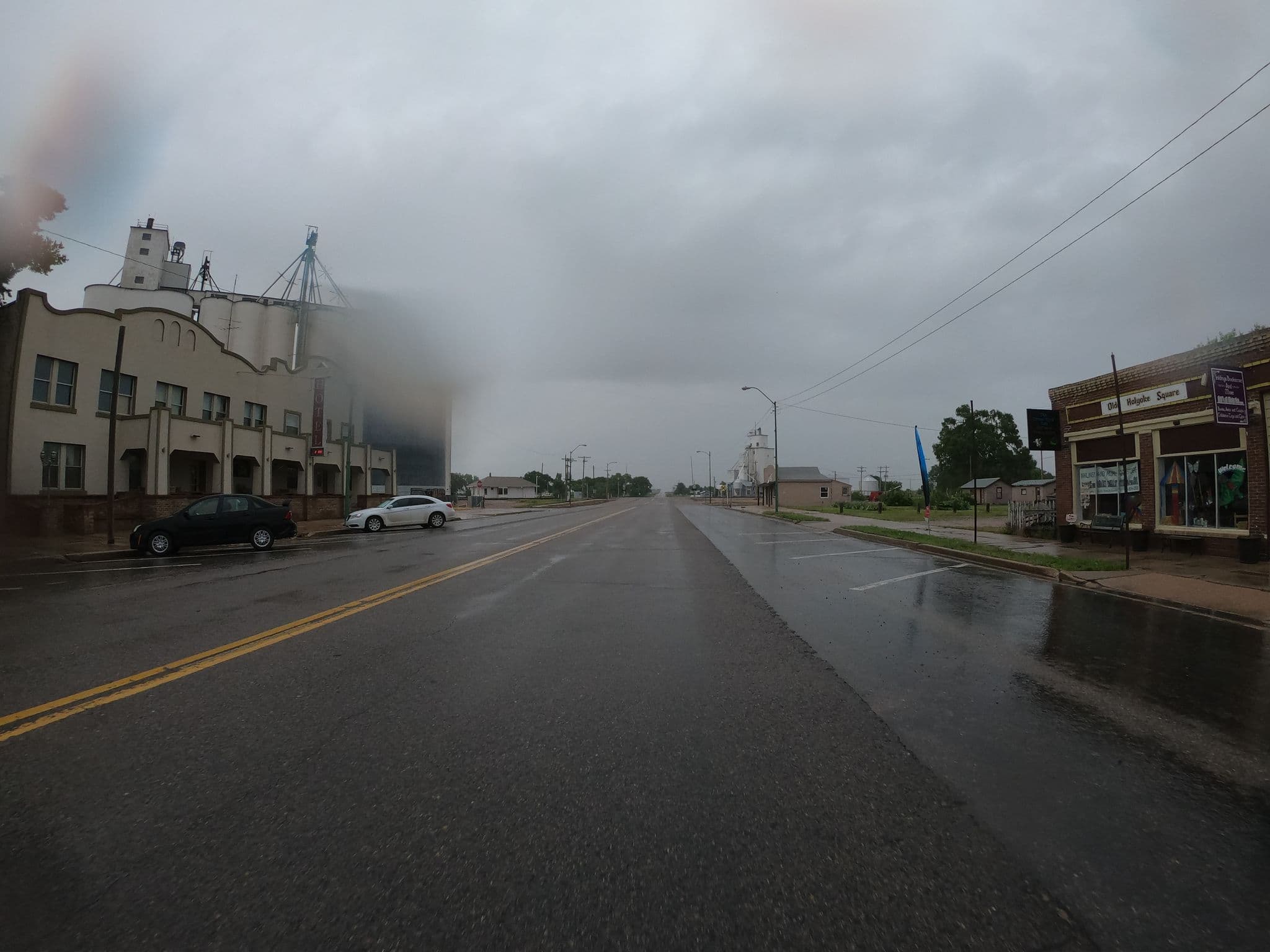 Street view near Burge Hotel, Julesburg — © toebee (CC BY-SA · Mapillary)