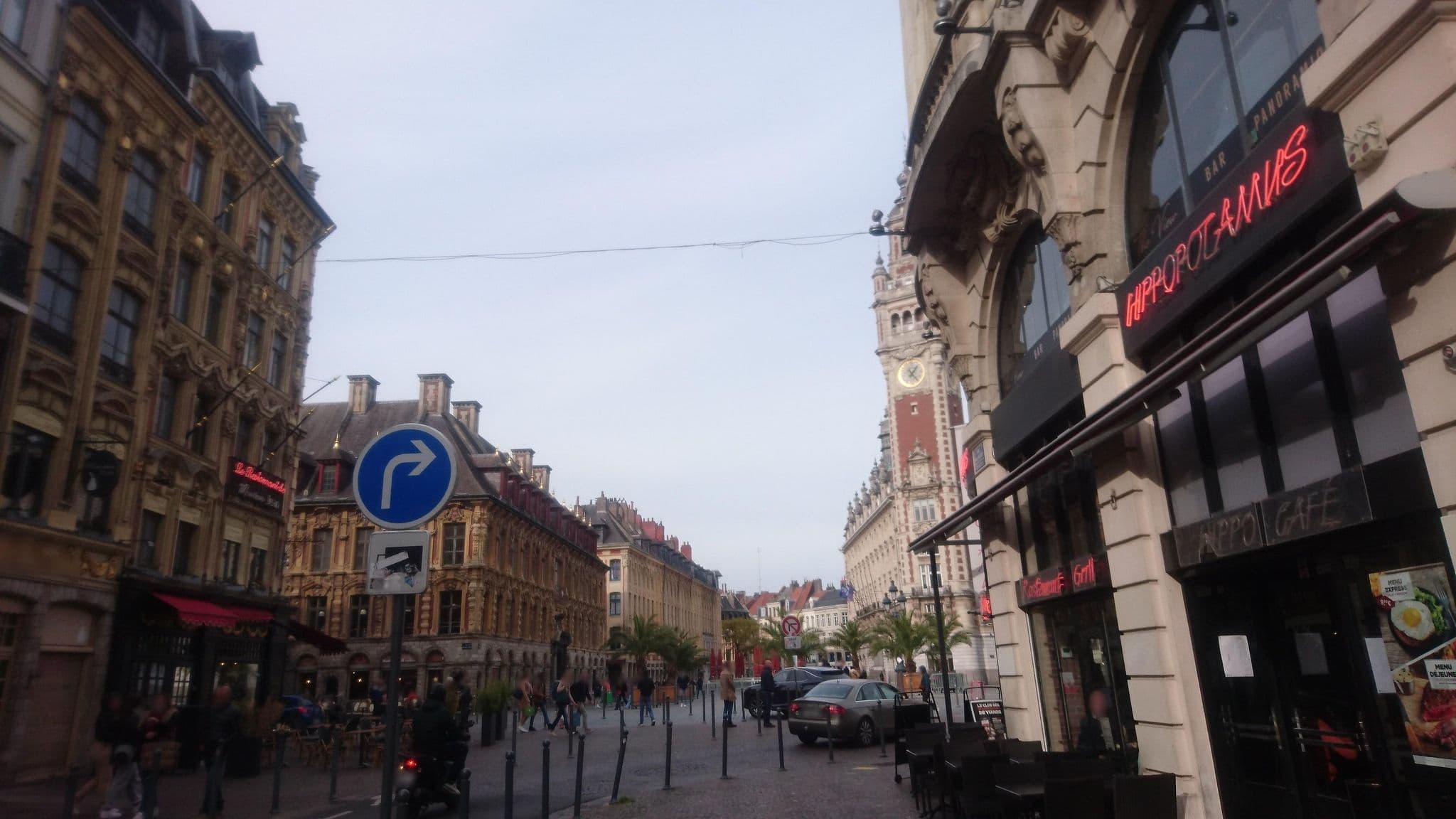 Street view near Hôtel Carlton, Lille — © Jo_pa (CC BY-SA · Mapillary)