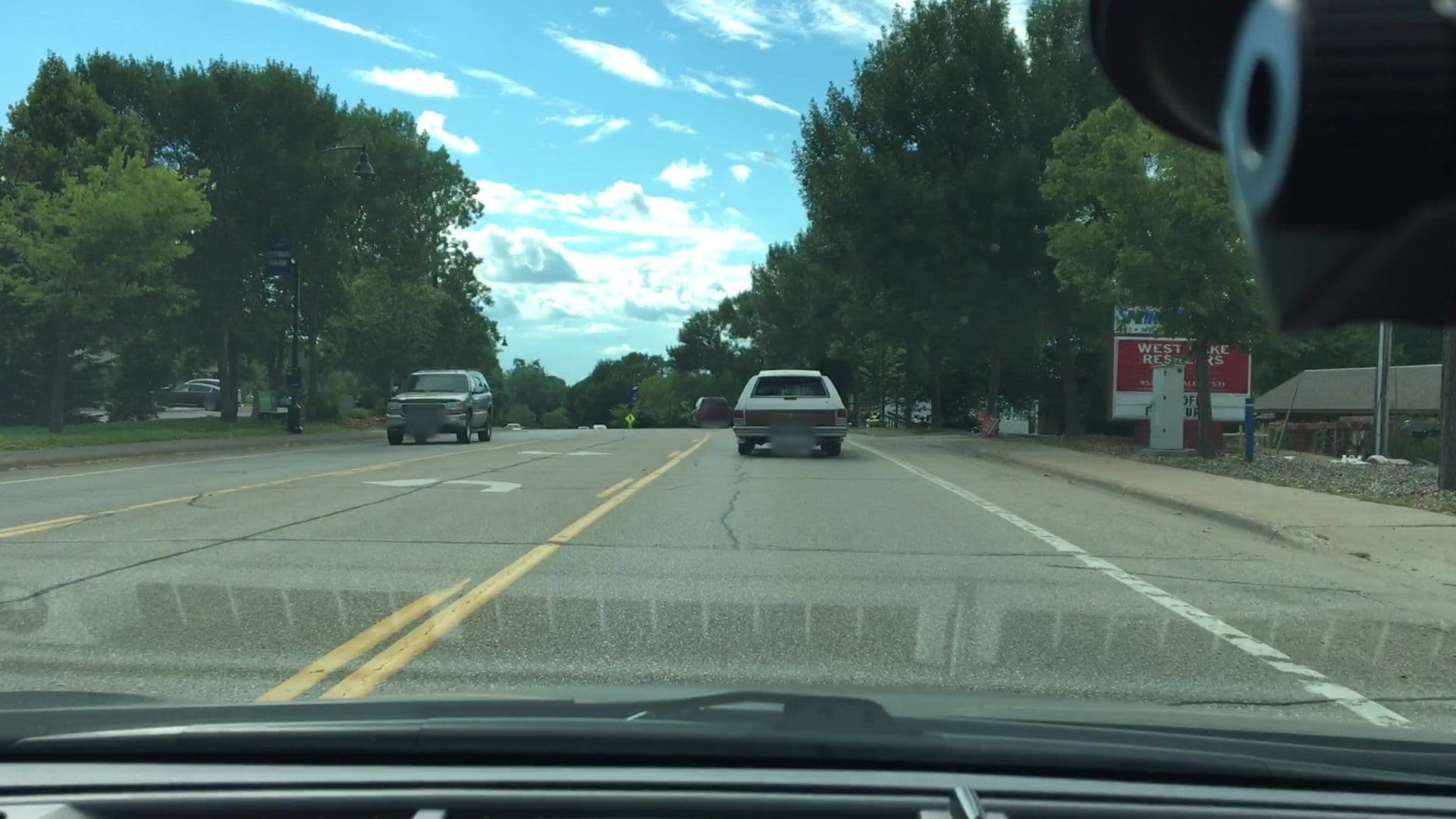 Street view near Presbyterian Homes & Service, Spring Park — © lvl5 (CC BY-SA · Mapillary)