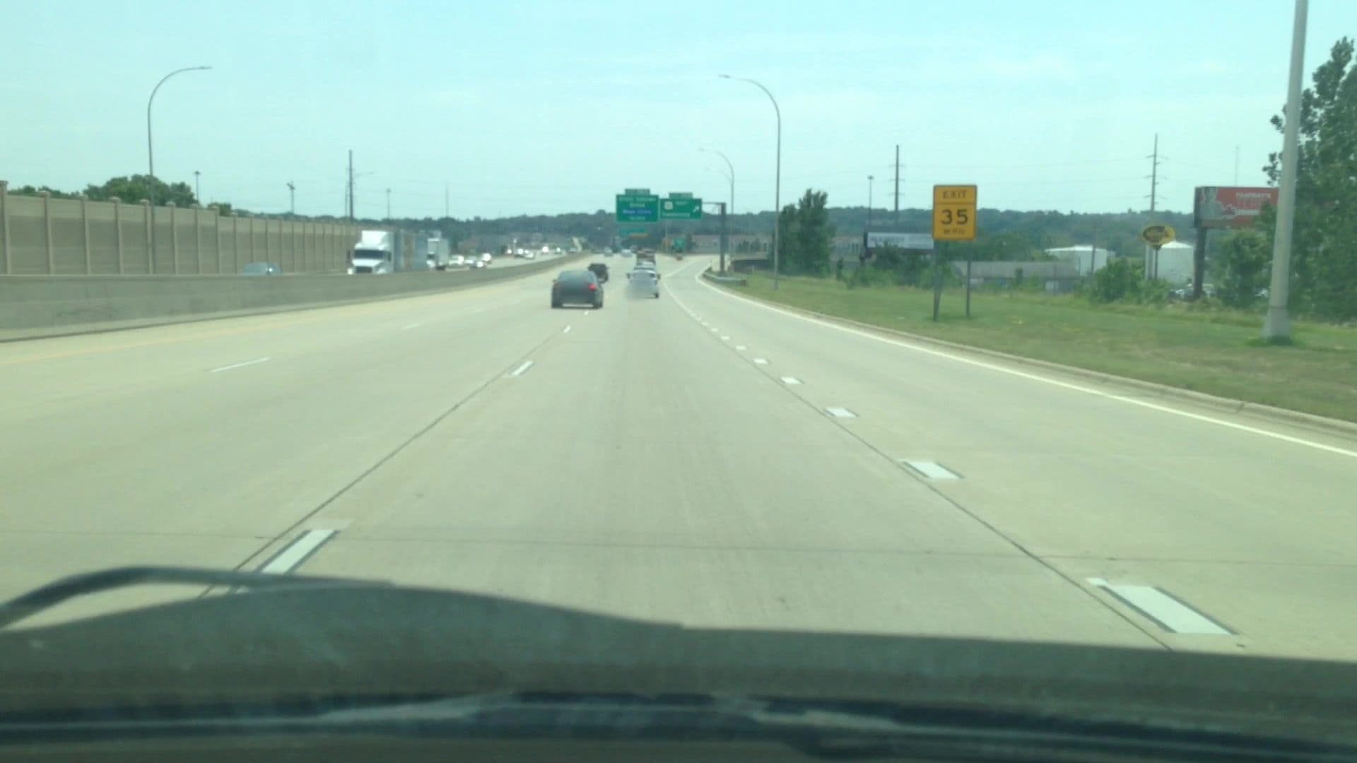 Street view near All Stars Trucking, Byron — © lvl5 (CC BY-SA · Mapillary)