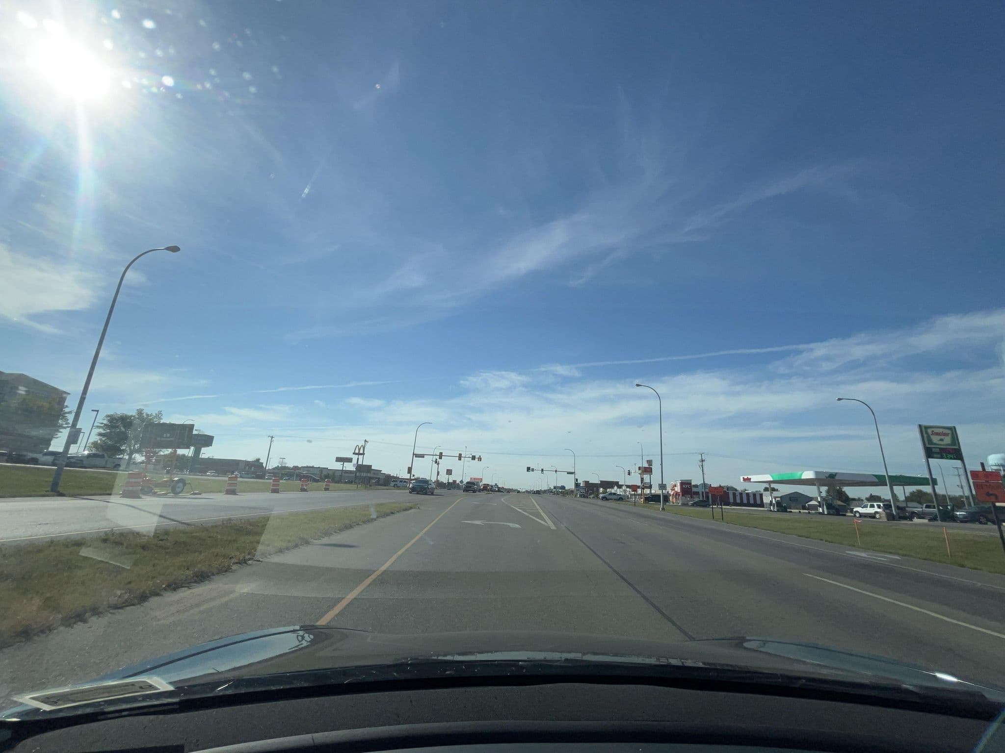 Street view near Complimentary Breakfast, Minot — © blue389 (CC BY-SA · Mapillary)