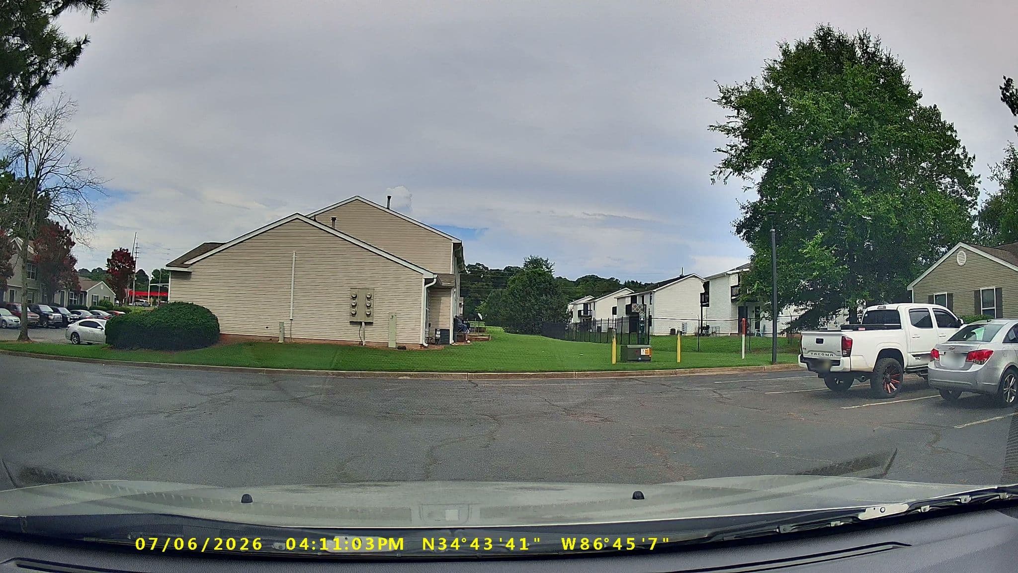 Street view near the inn at madison, Redstone Arsenal — © argwx256 (CC BY-SA · Mapillary)