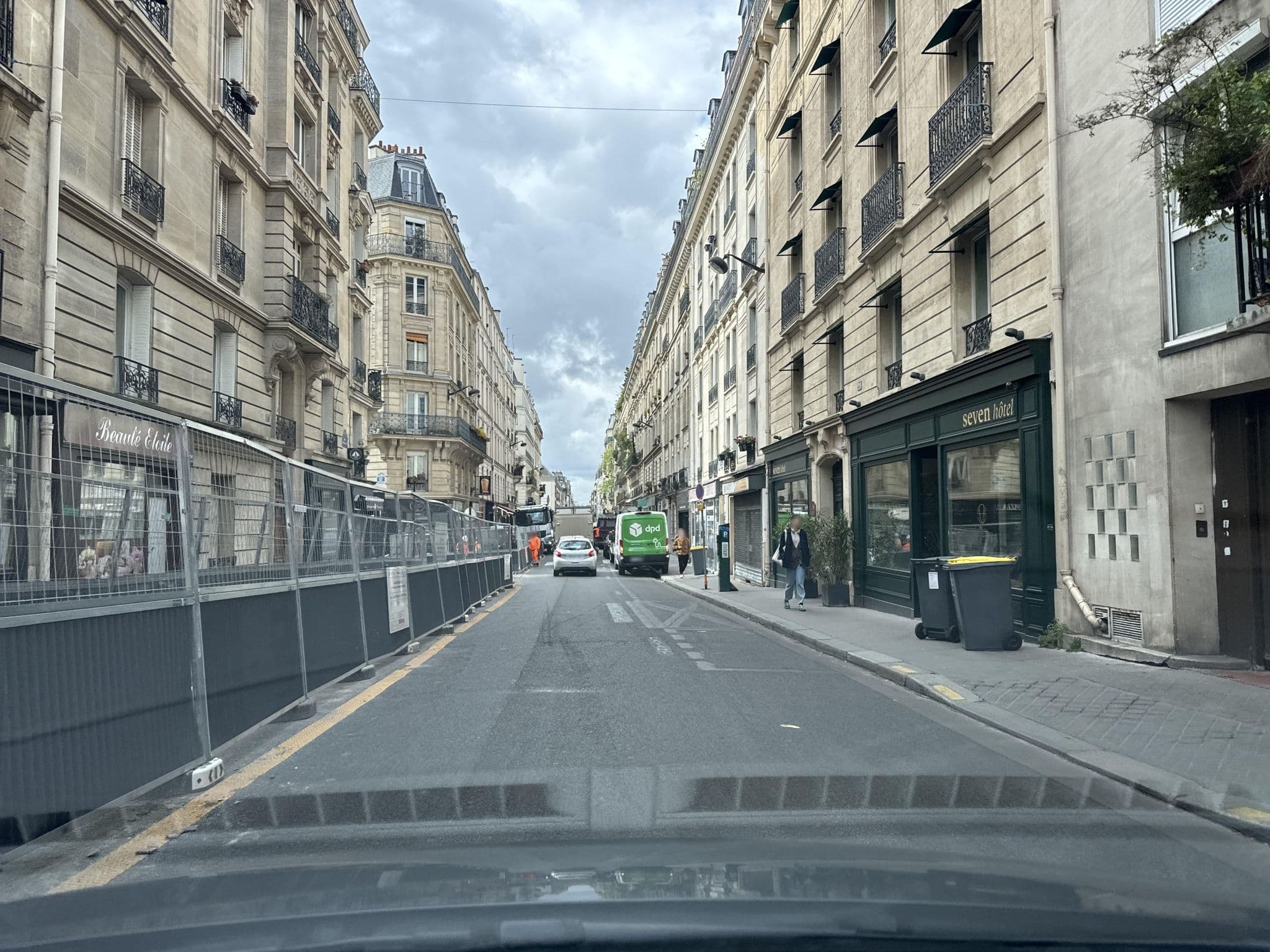 Street view near Le Seven, Paris 05 Panthéon — © jerome92370 (CC BY-SA · Mapillary)