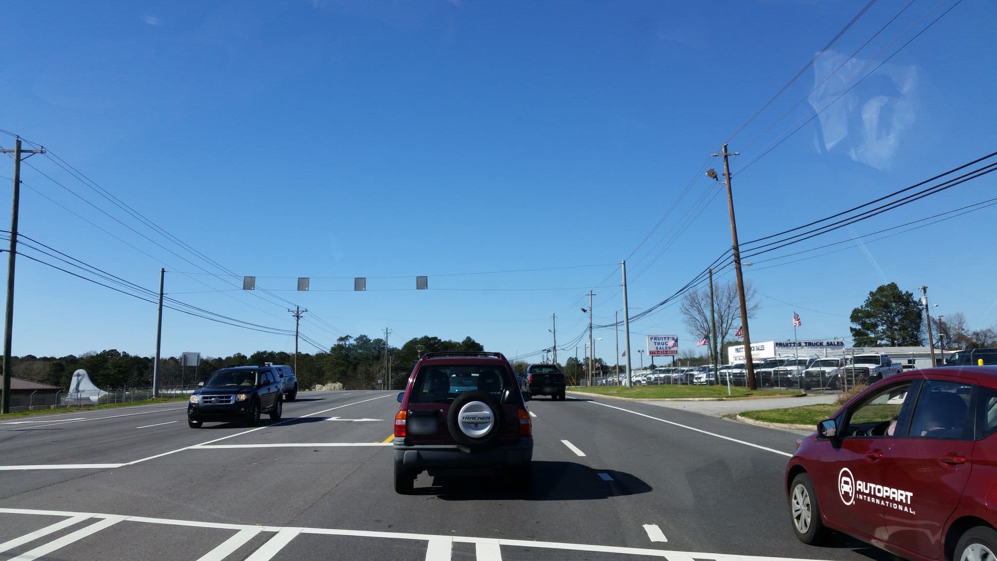 Street view near Dobbins Airforce Base Inn, Smyrna — © jackdripper (CC BY-SA · Mapillary)