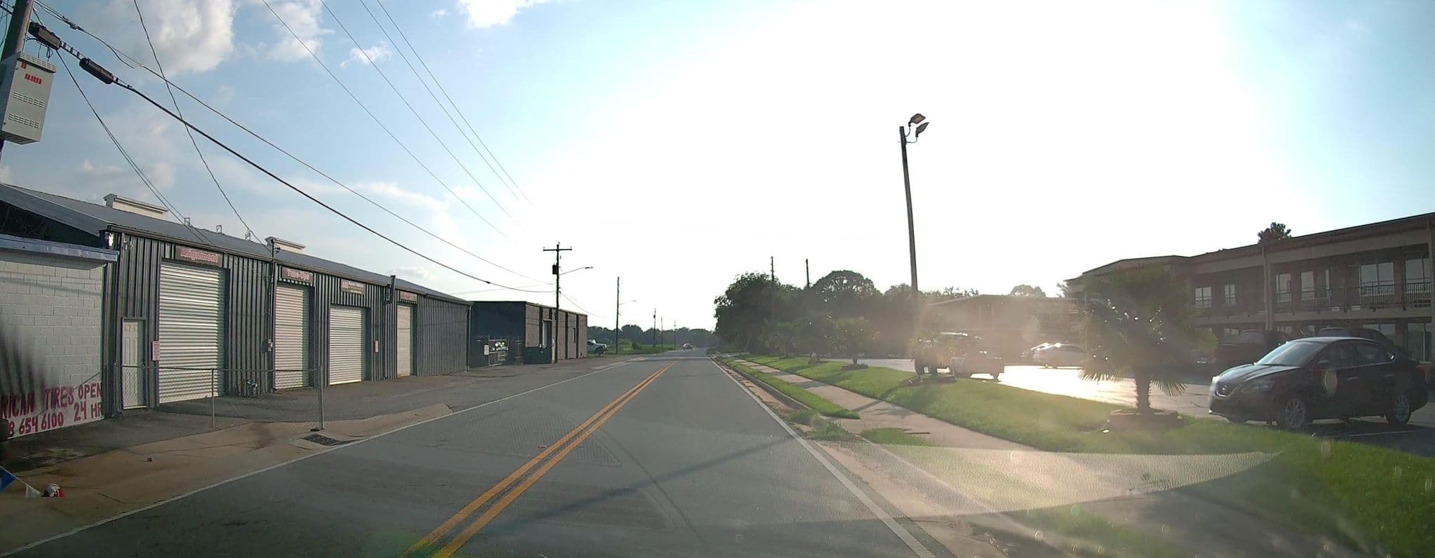 Street view near EconoLodge, Warner Robins — © lordsutch (CC BY-SA · Mapillary)