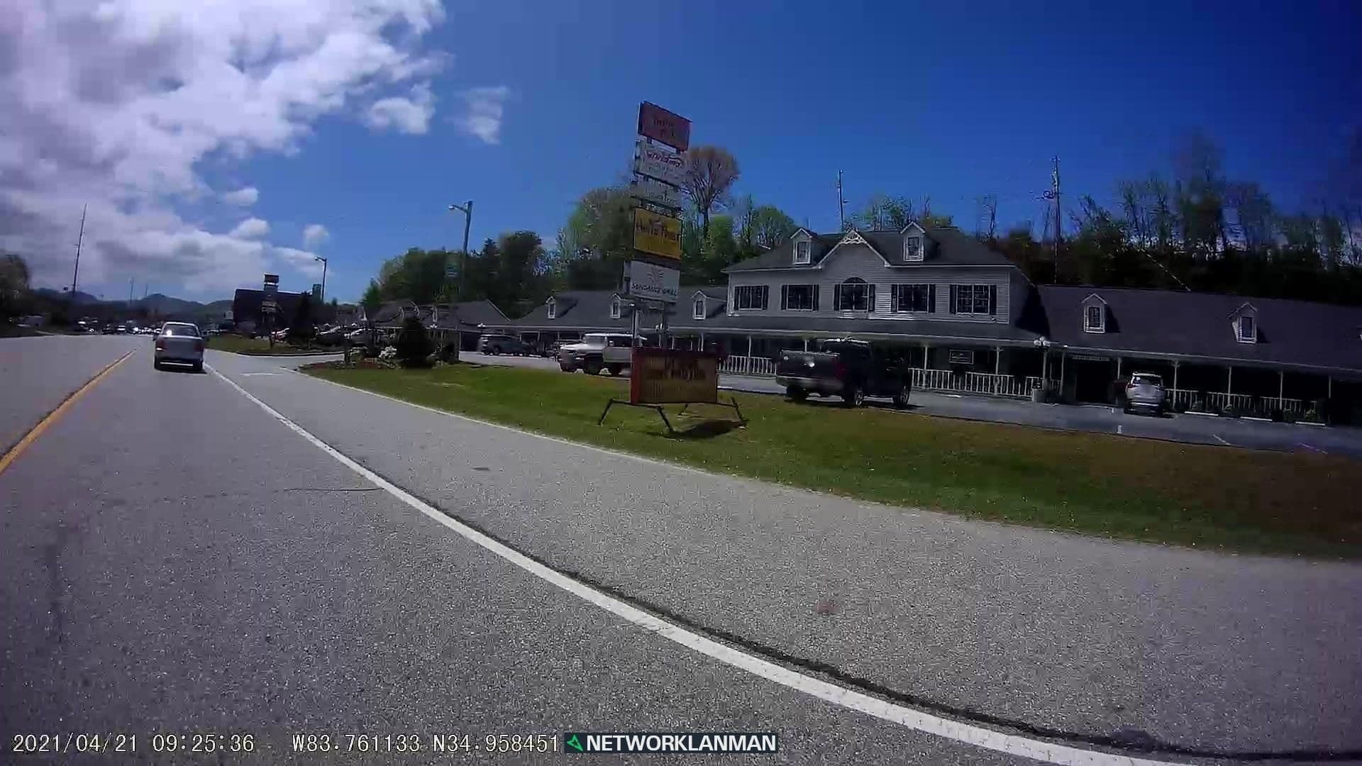 Street view near Tater Ridge, Young Harris — © networklanman (CC BY-SA · Mapillary)
